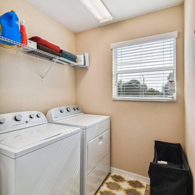 2 King Bed Hot Tub Home — 12