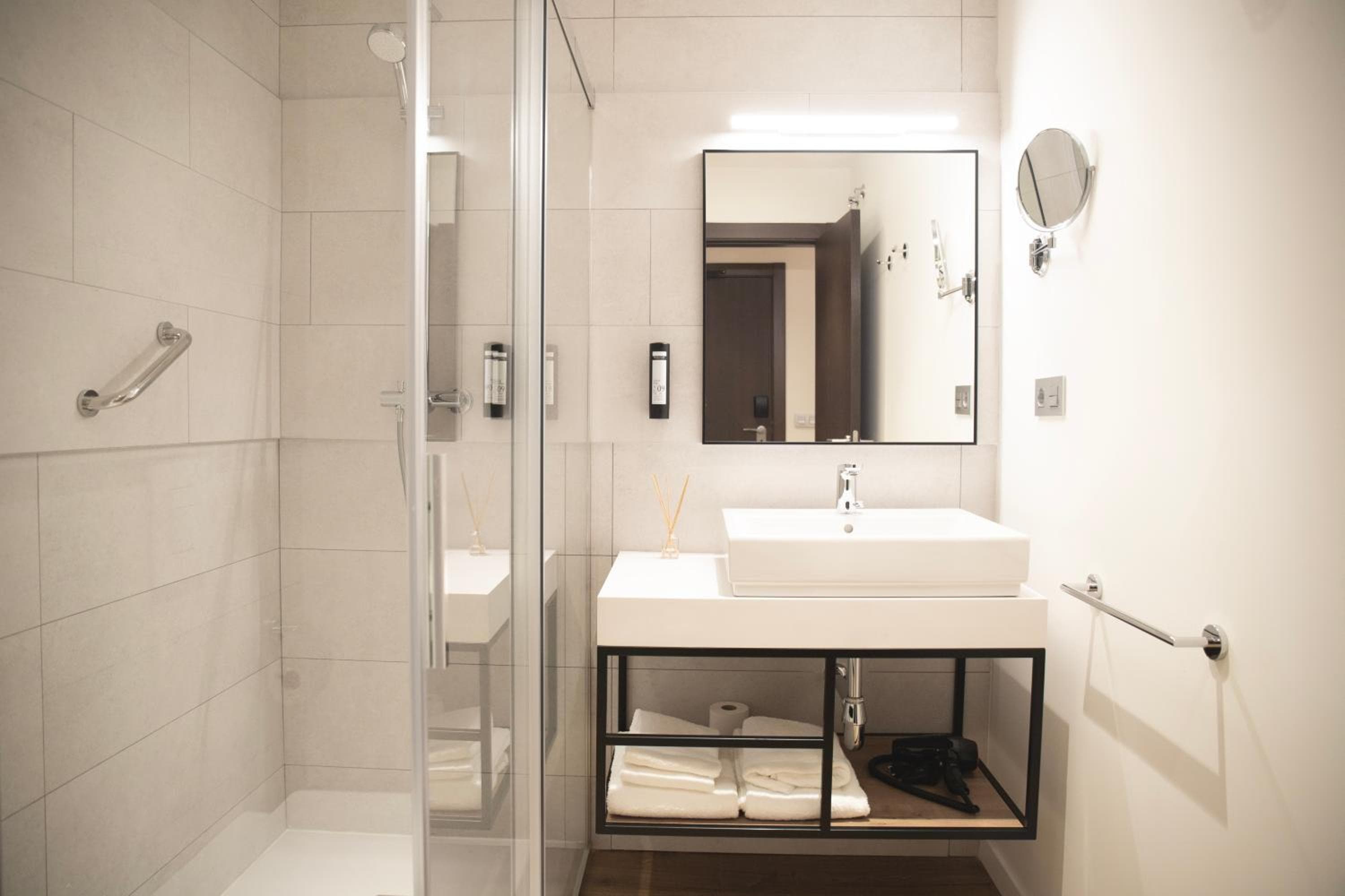 nQn Aparts & Suites Sevilla — 19