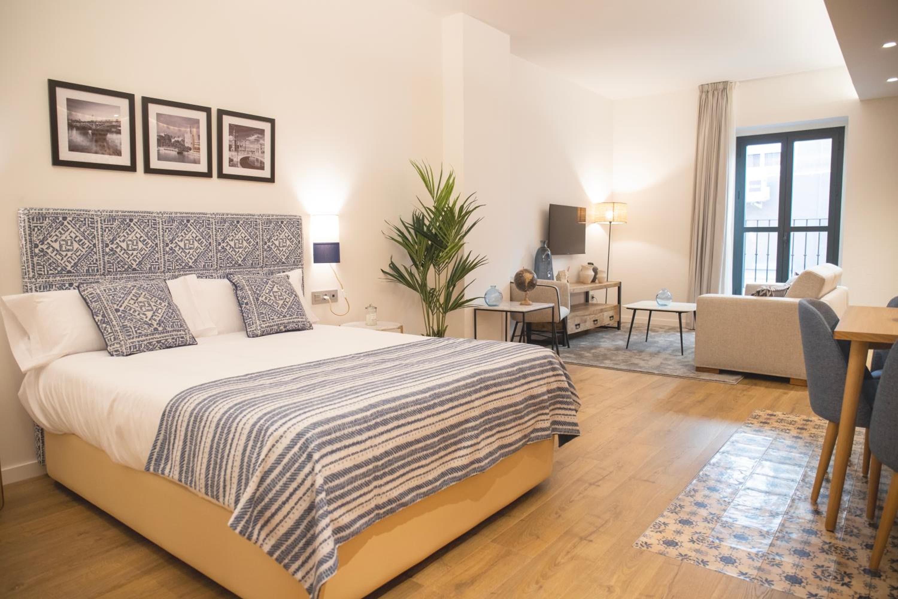 nQn Aparts & Suites Sevilla — 15