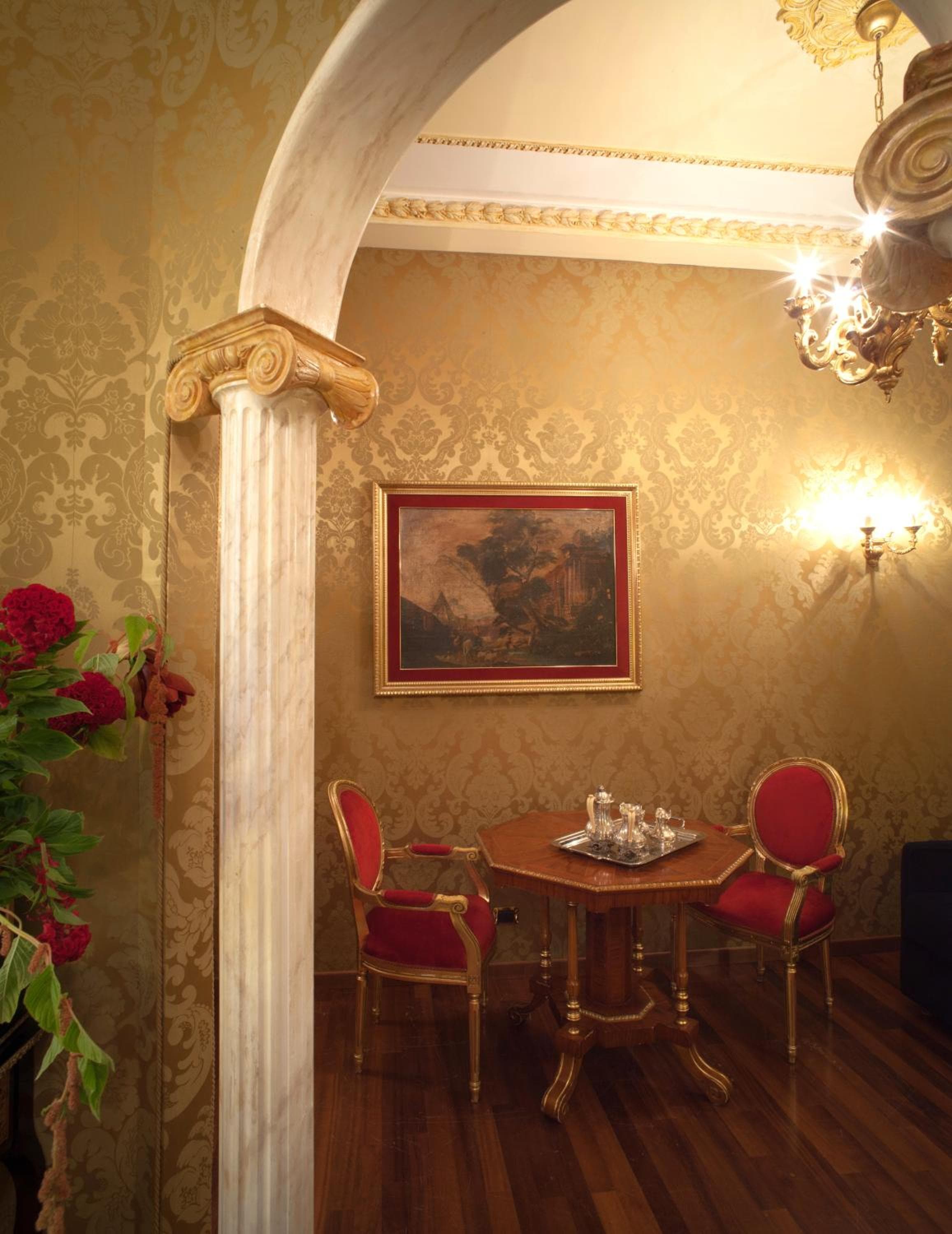 Hotel Des Epoques — 9