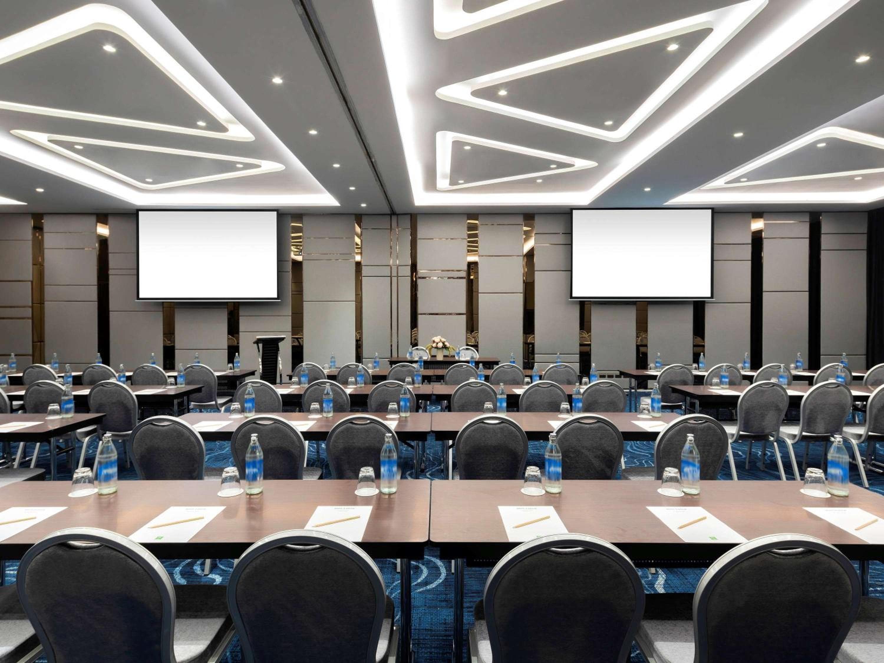 ibis Styles Bangkok Ratchada — 9