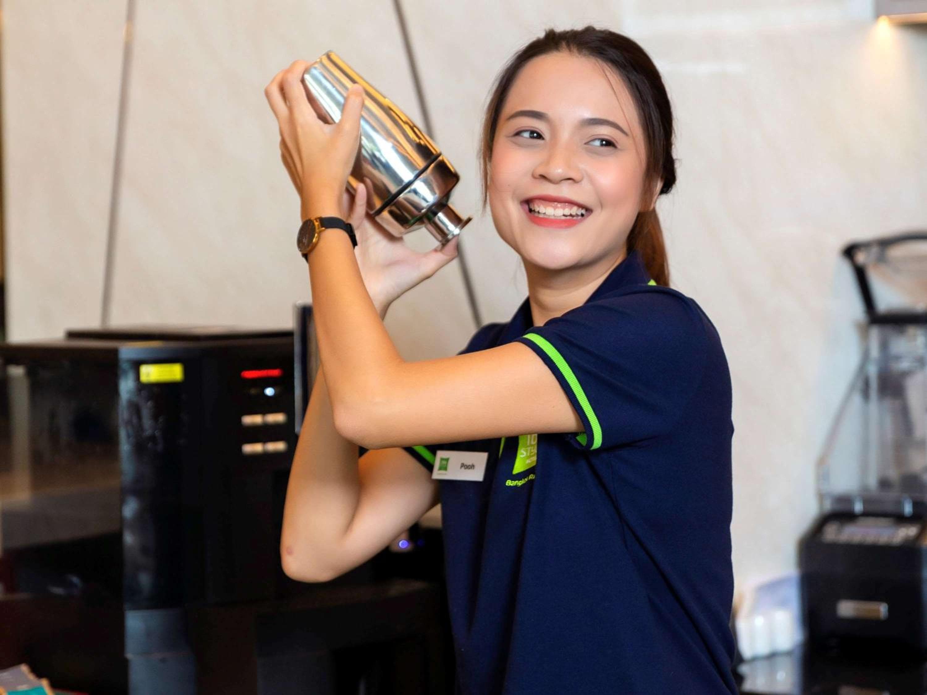 ibis Styles Bangkok Ratchada — 12