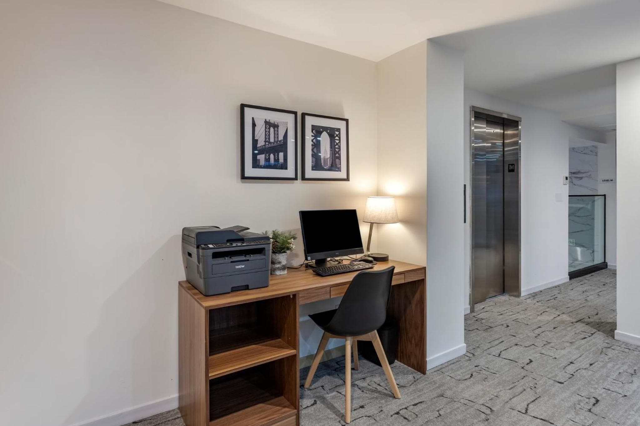 Best Western Plus Soho Hotel — 9