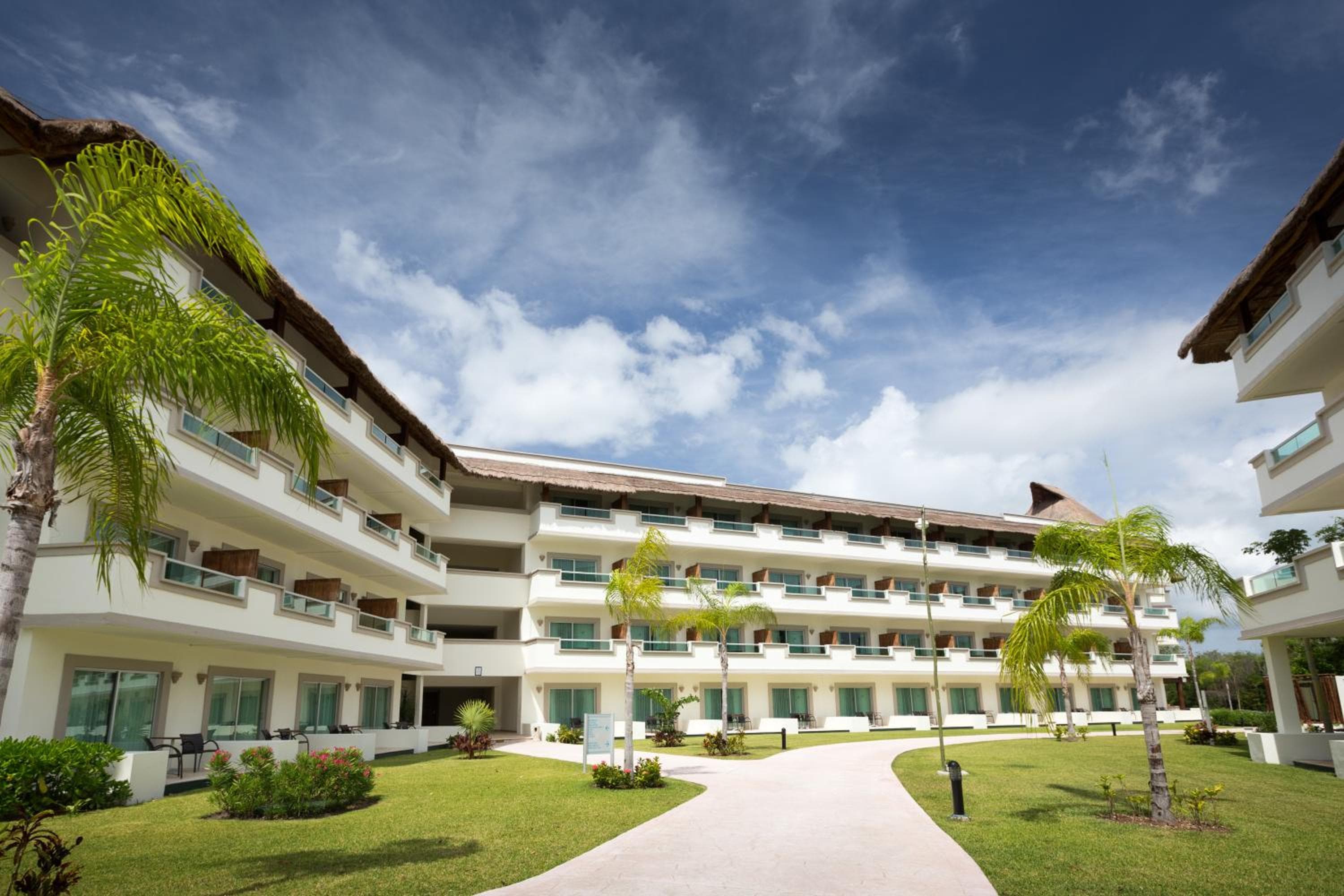 BlueBay Grand Esmeralda-All Inclusive — 28