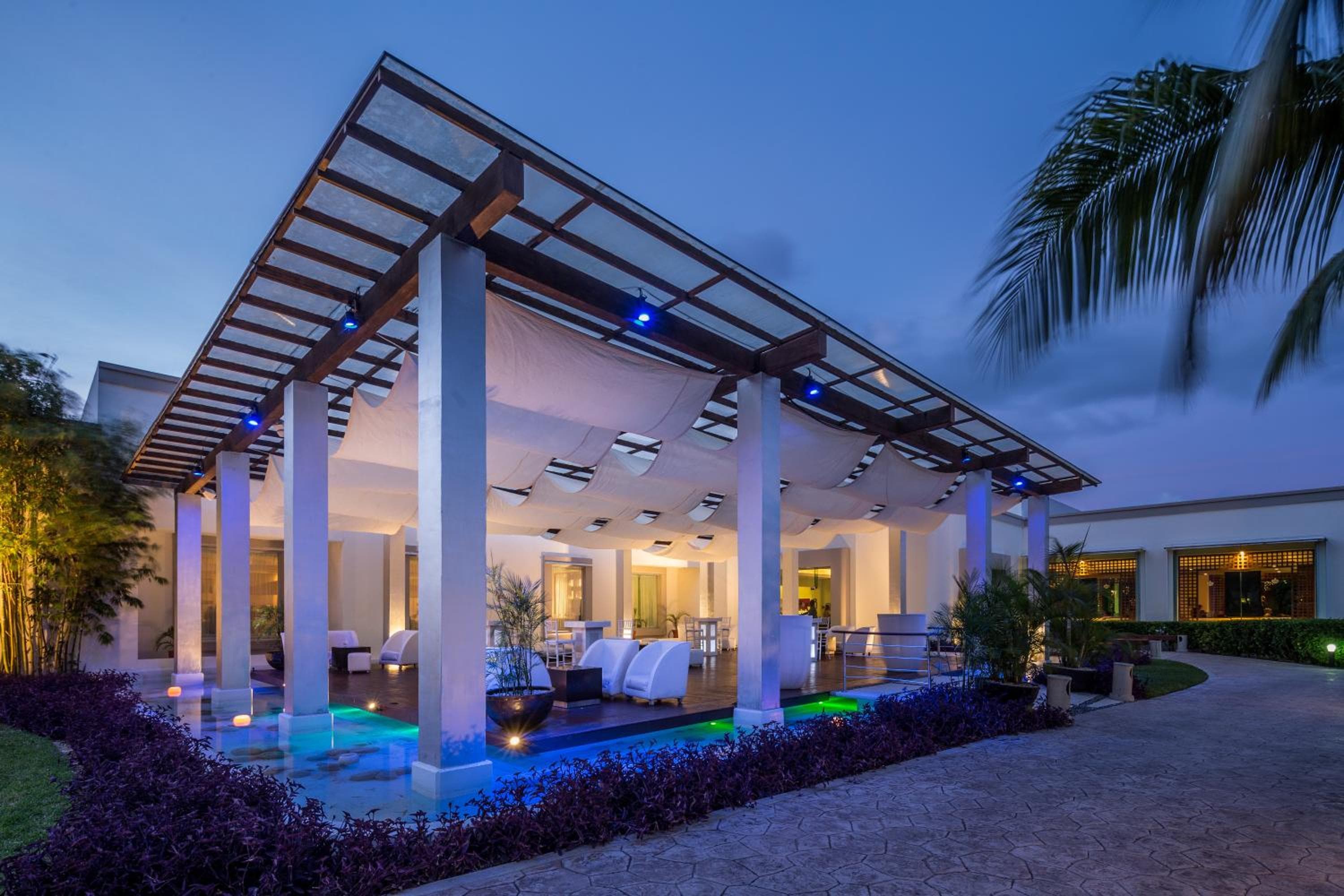 BlueBay Grand Esmeralda-All Inclusive — 25