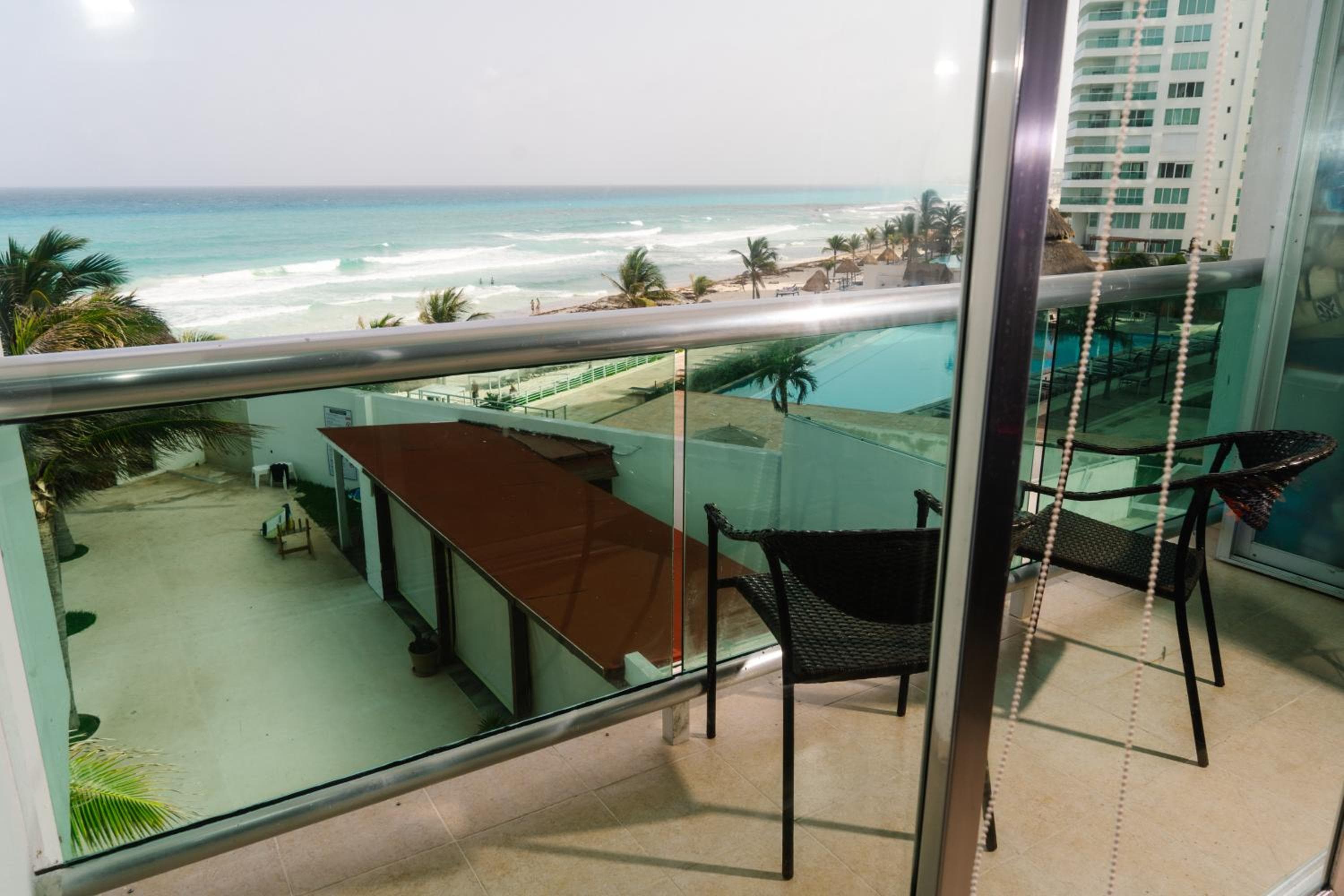 Vista frontale dell'oceano — 3