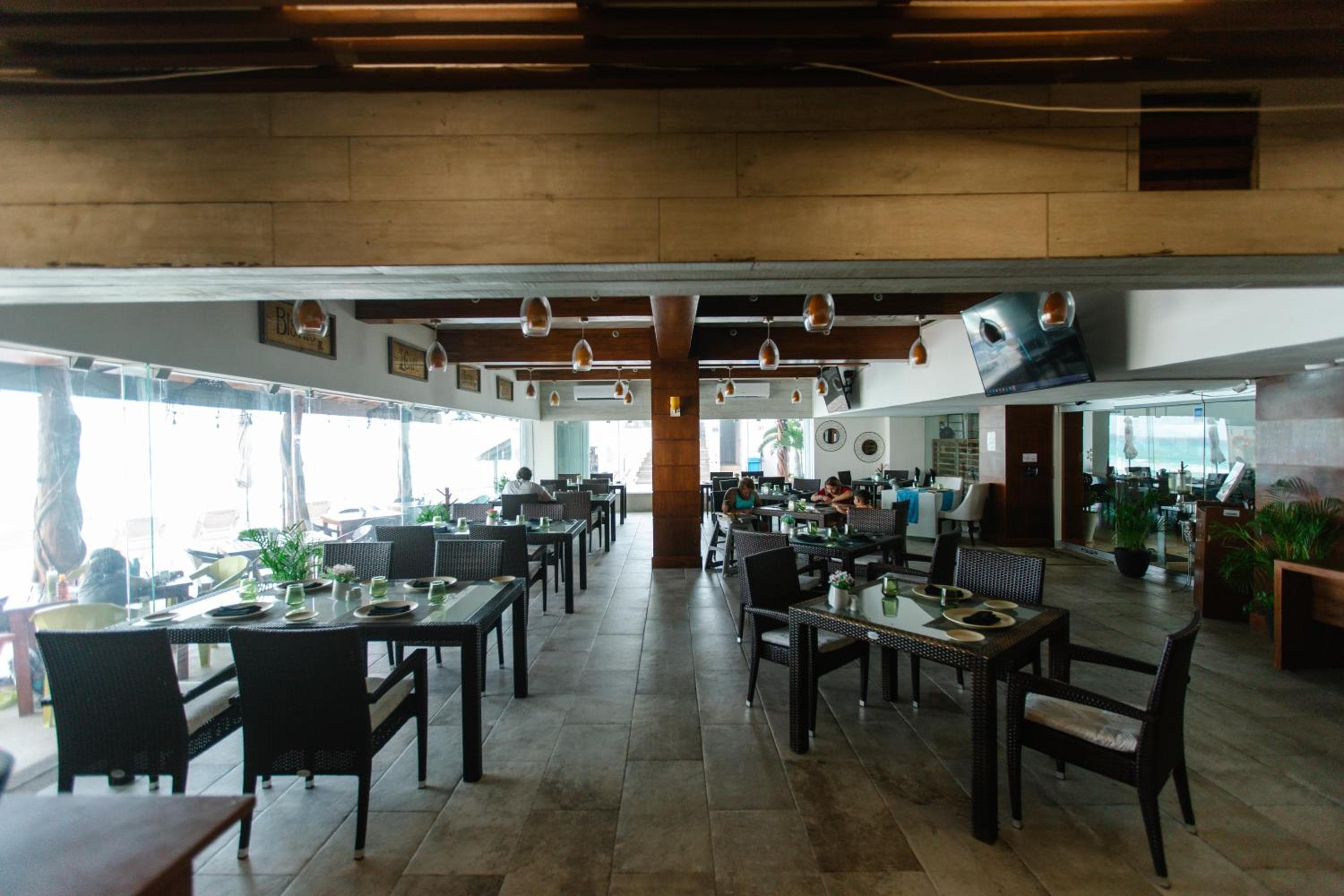 Vista frontale dell'oceano — 19