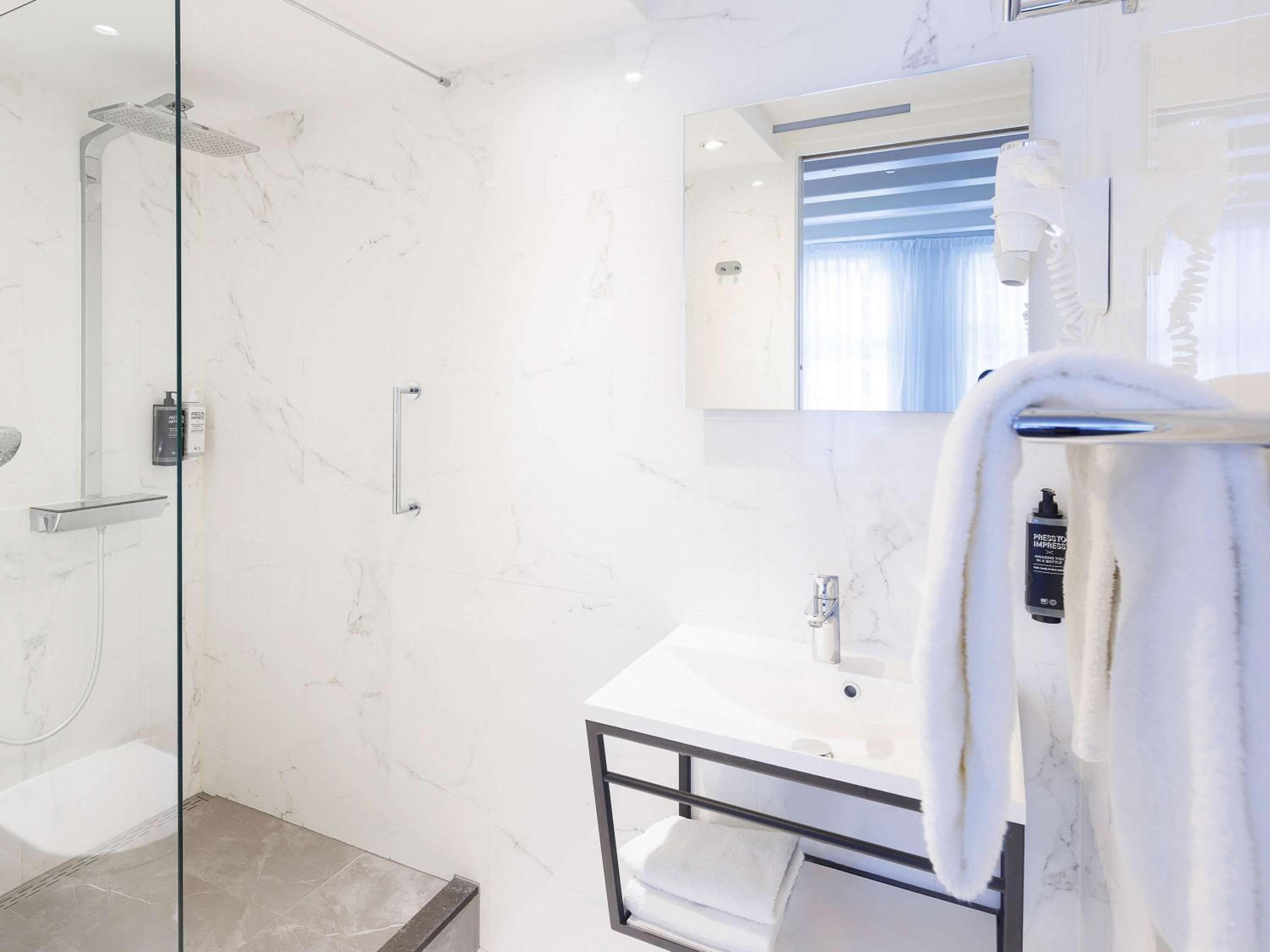 ibis Styles Stazione Centrale di Amsterdam — 9
