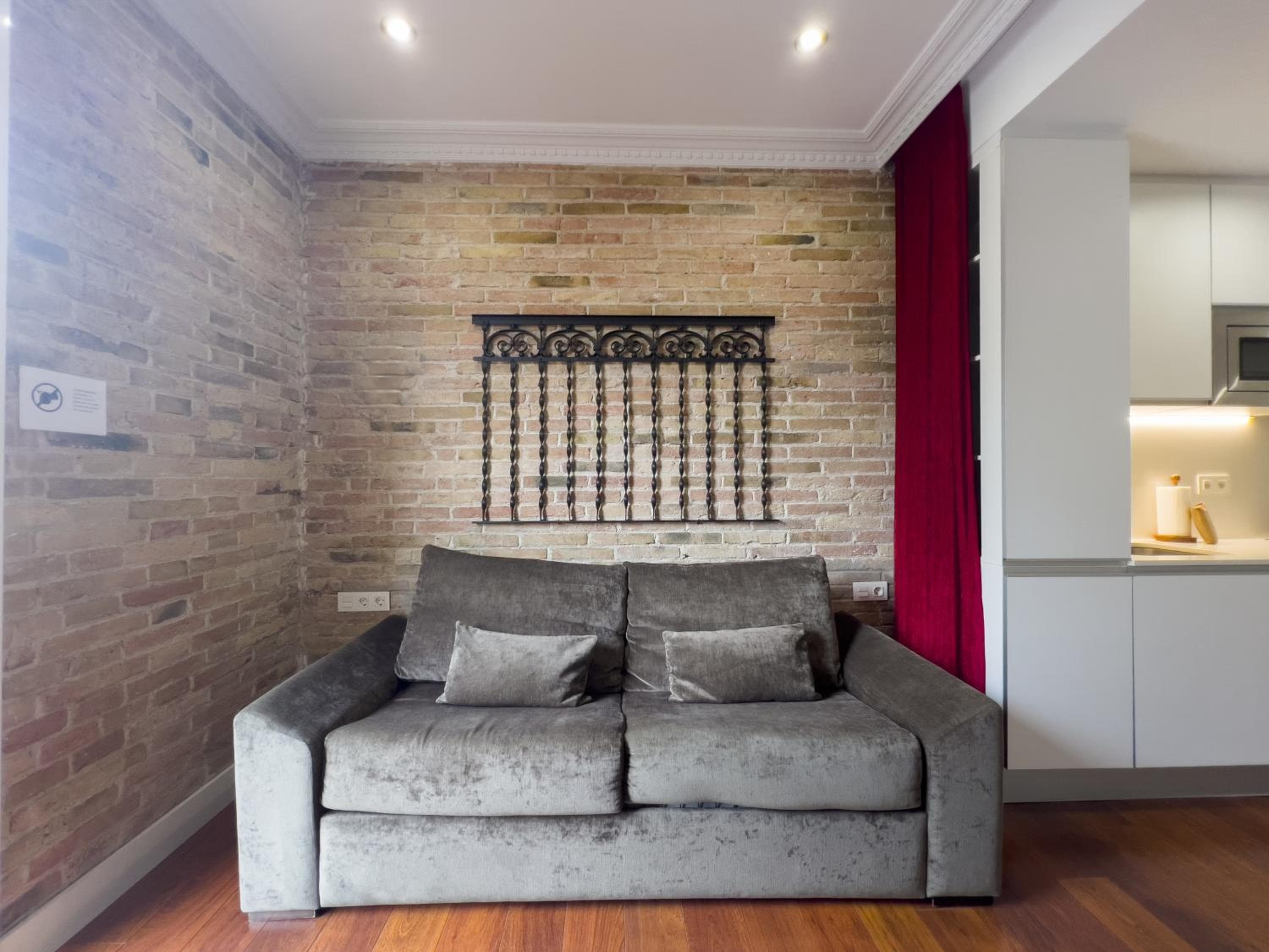 Apartamentos Enjoybcn Gaudí — 29