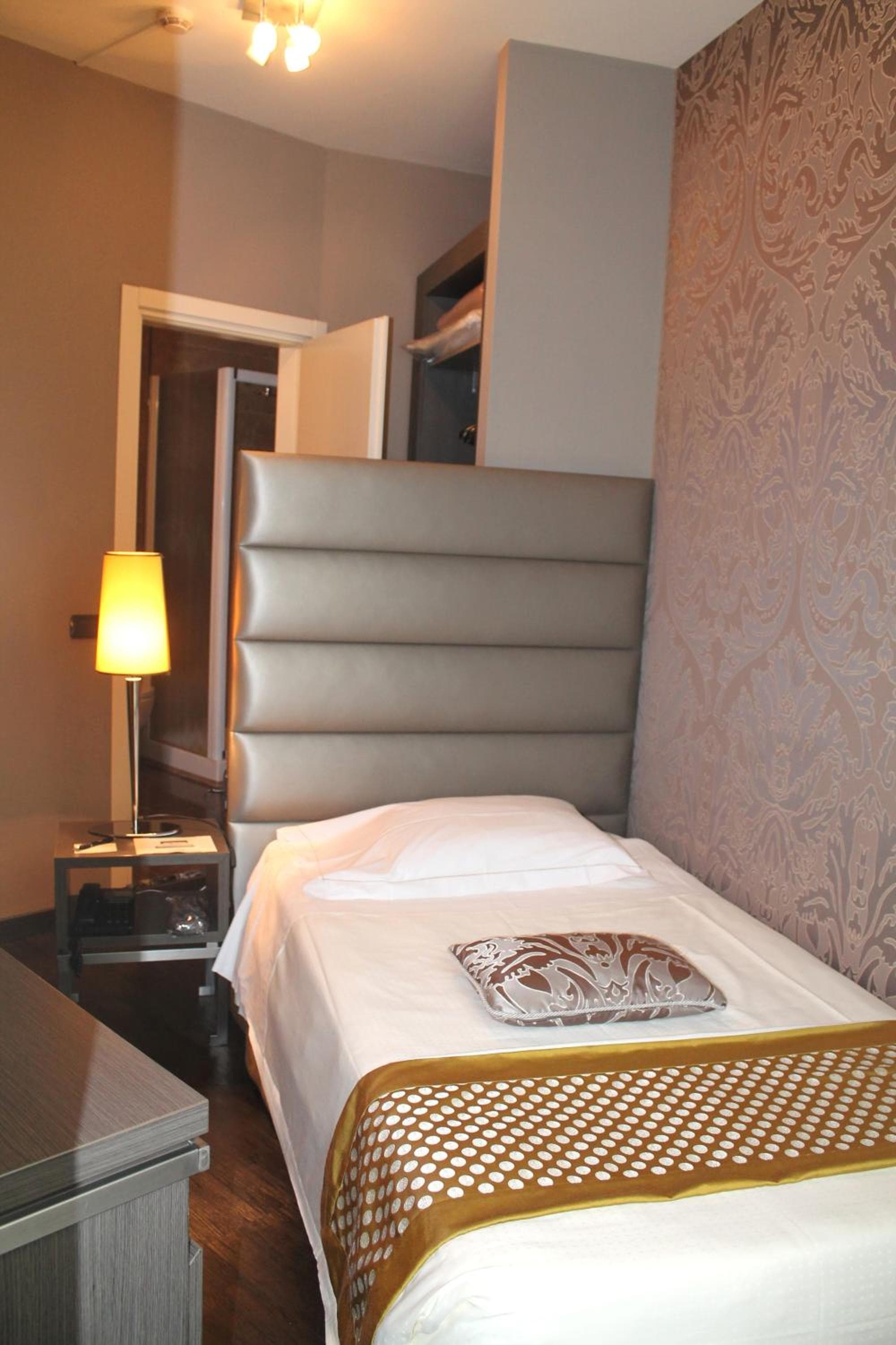 Albergo Mozart — 27