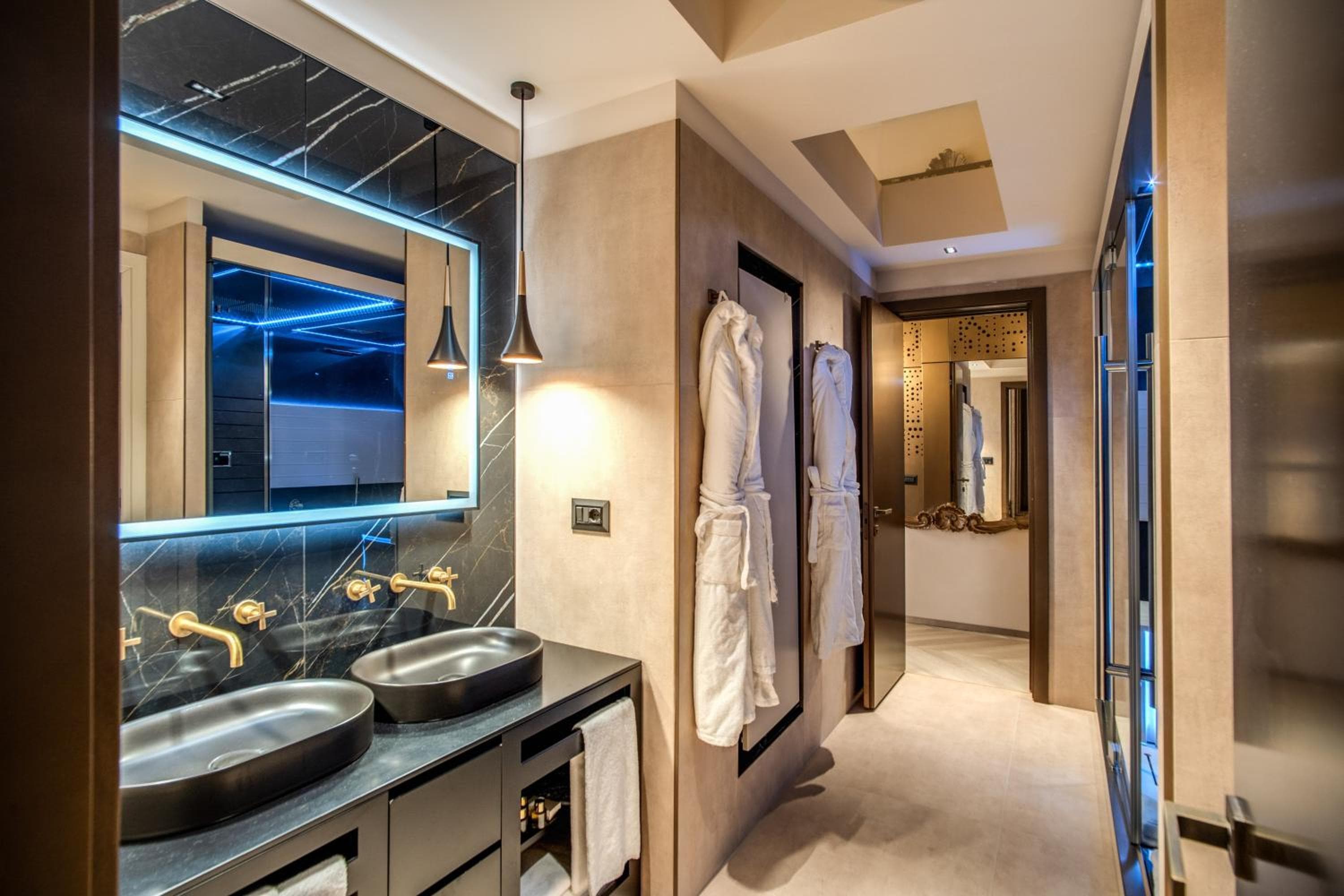 Martius Private Suites Hotel — 9