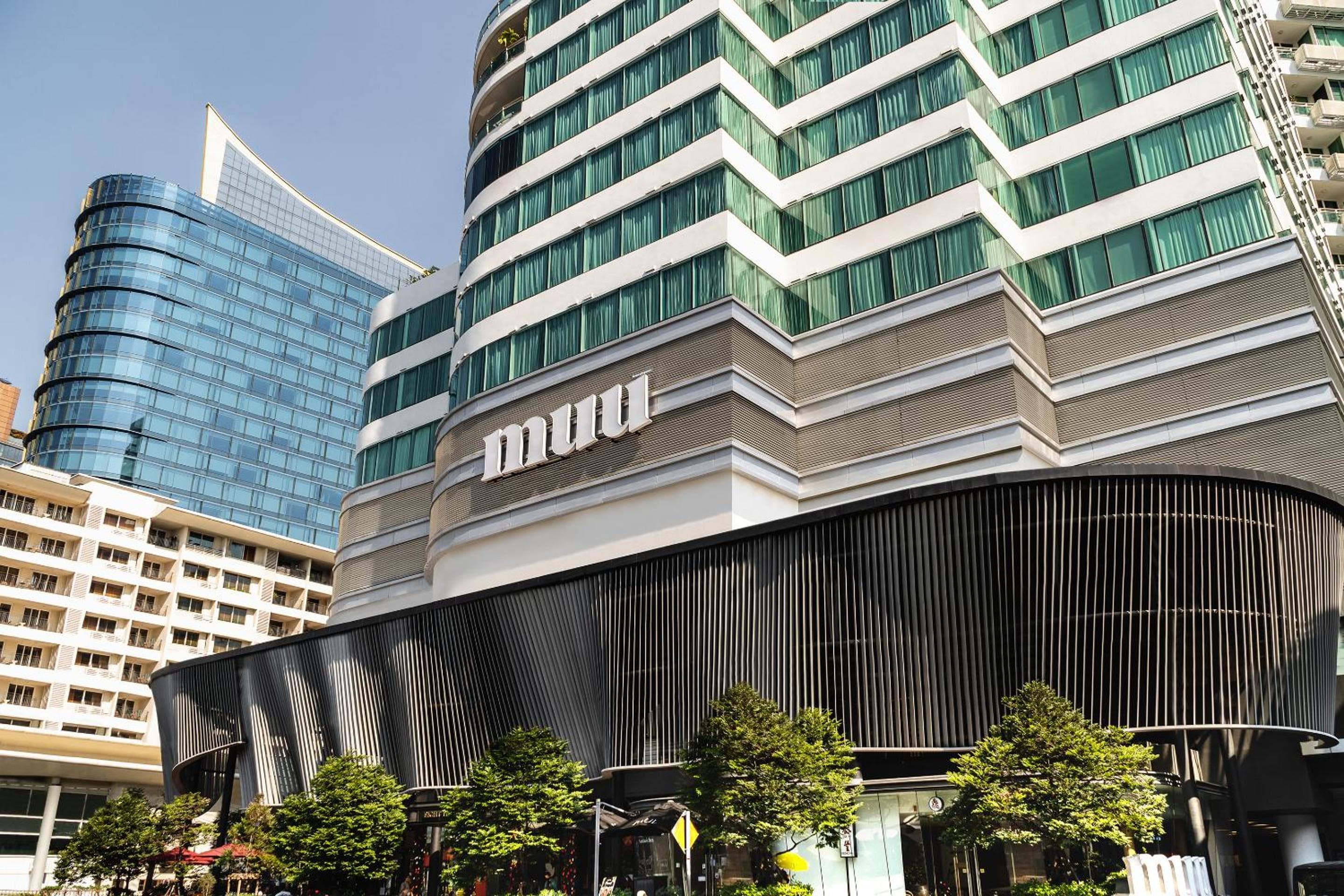 MUU Bangkok, Small Luxury Hotels of the World — 1