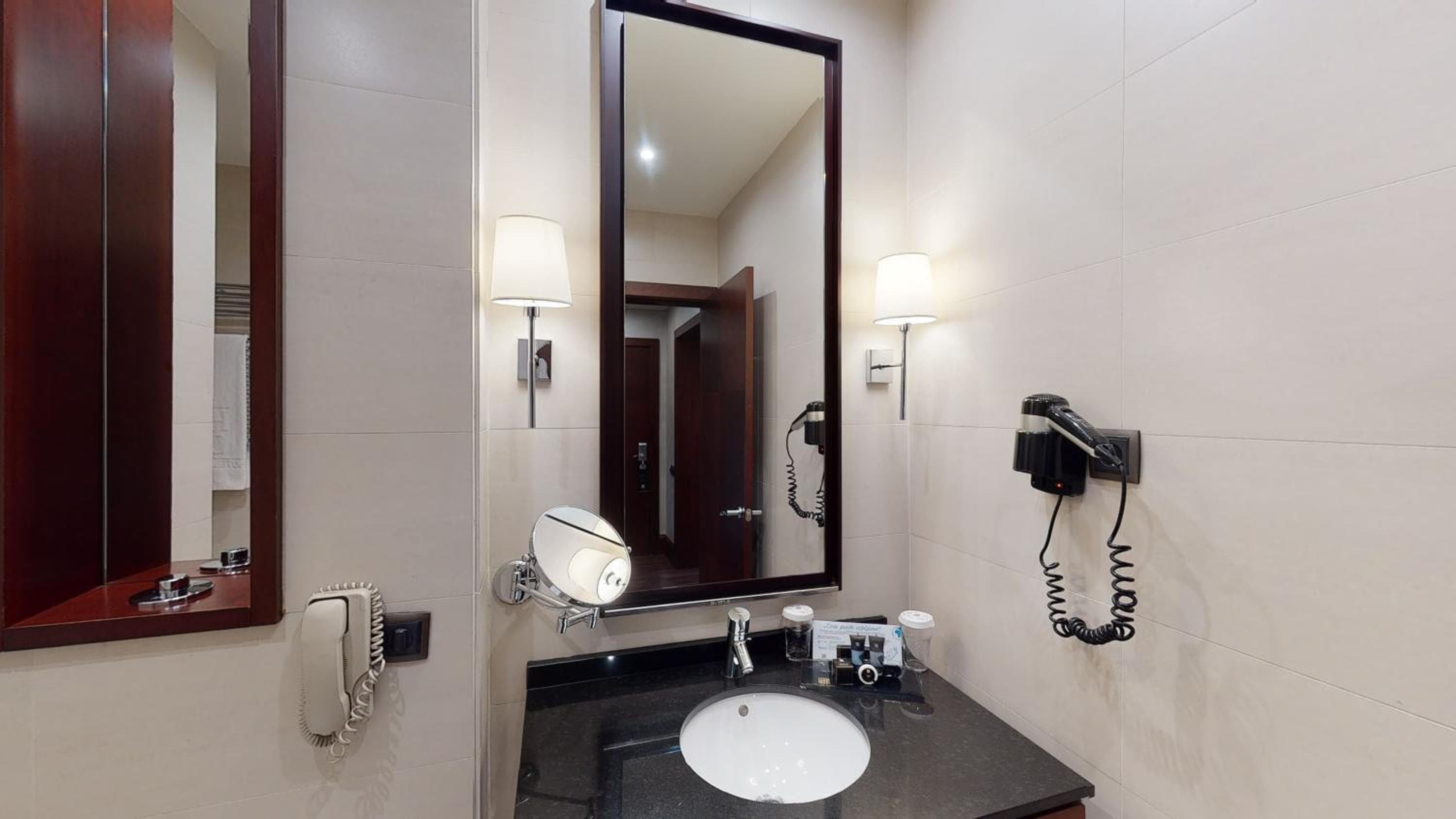 Hotel Barcelona Center — 18