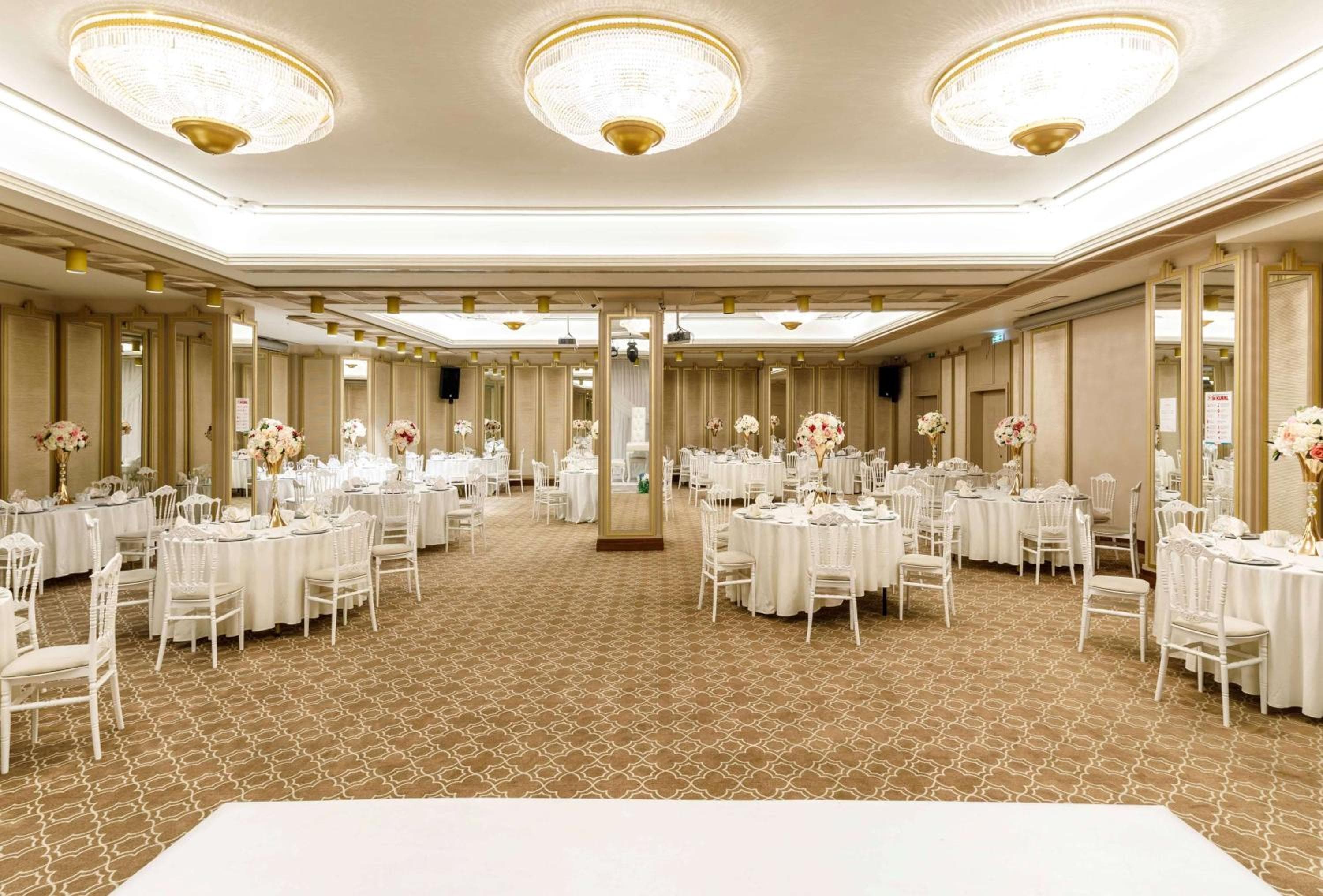 Ramada by Wyndham Istanbul Golden Horn — 30