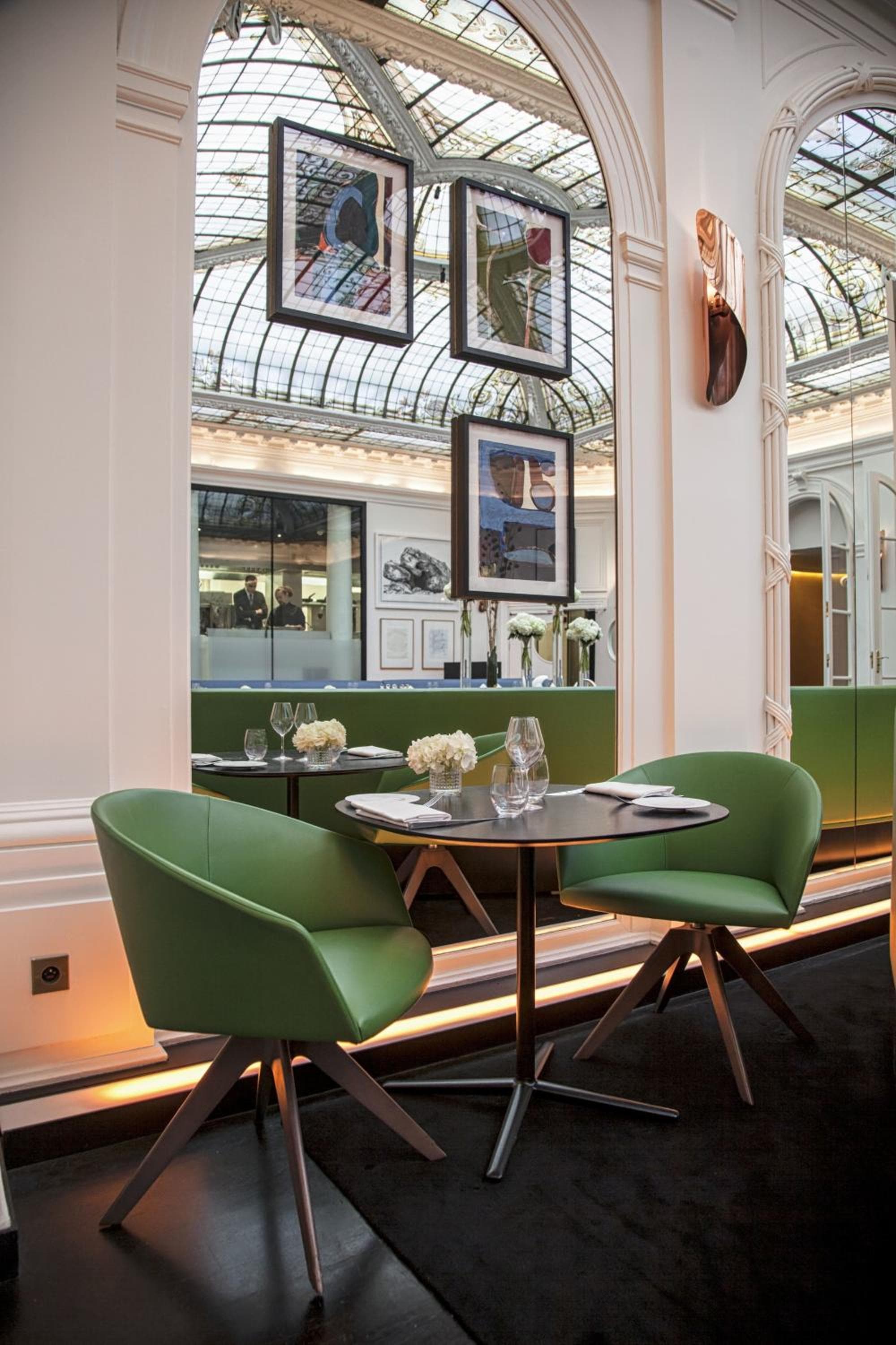 Hotel Vernet Champs Elysées Parigi — 27
