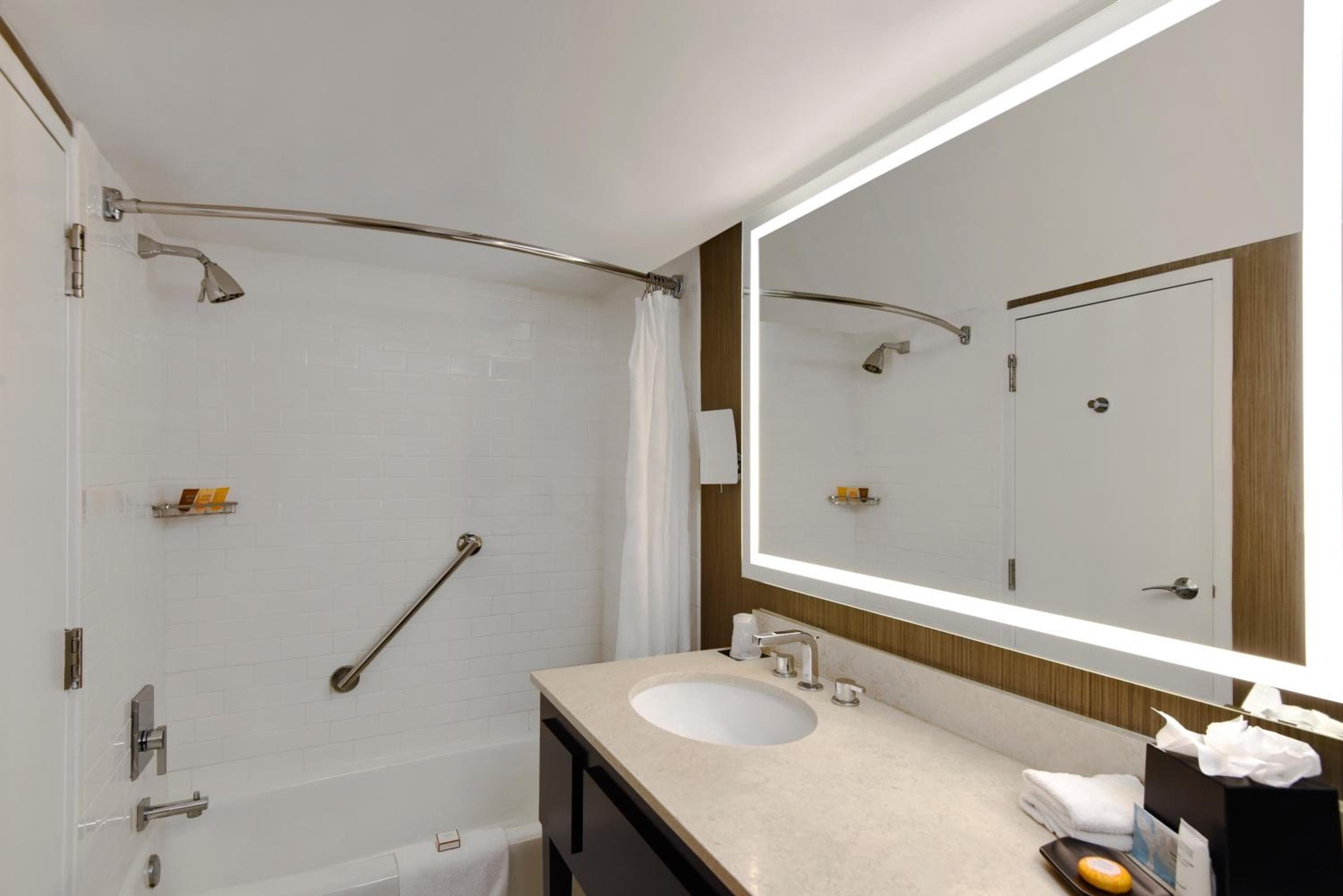 Hotel Tampa Riverwalk — 13