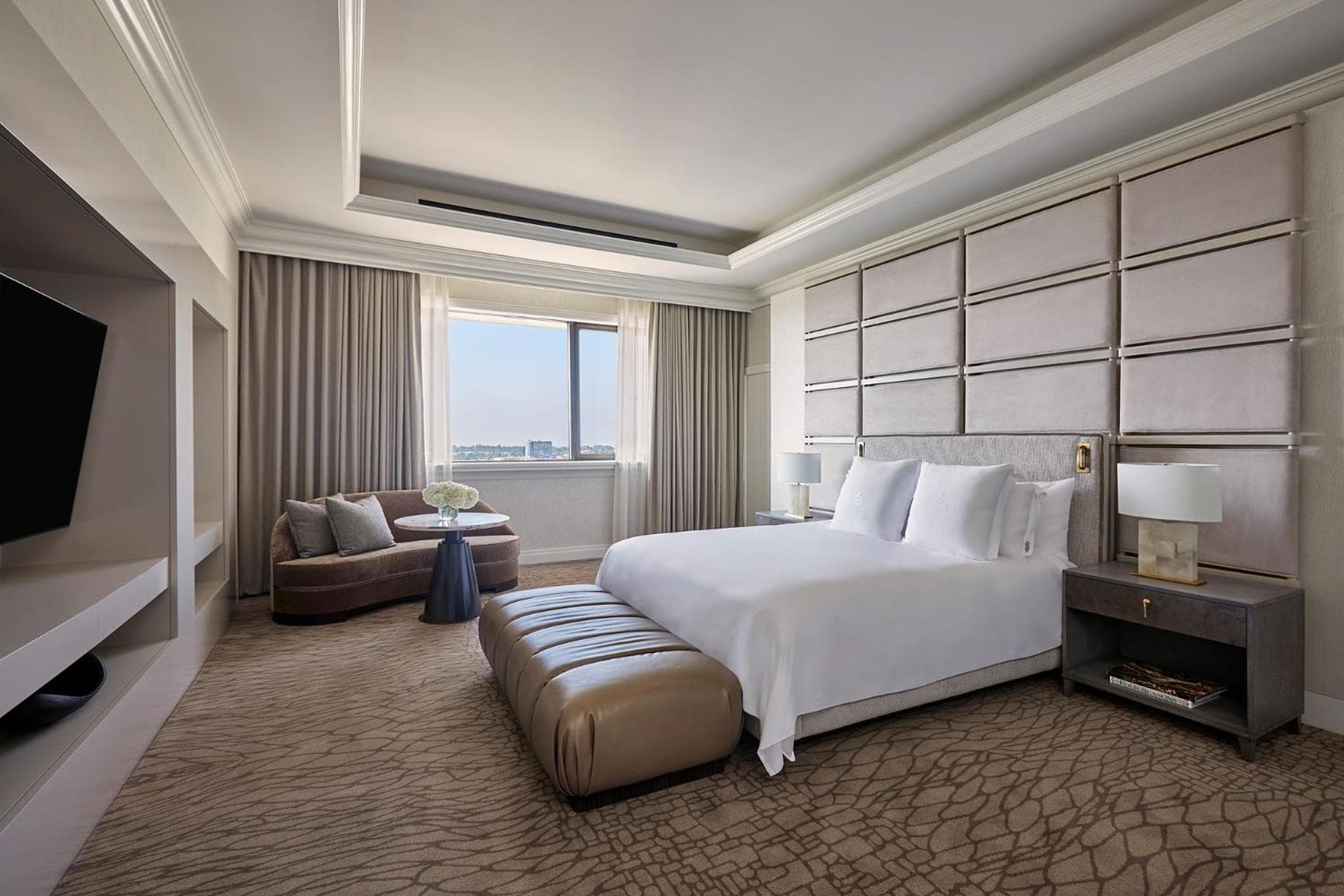 Beverly Wilshire, Beverly Hills, A Four Seasons Hotel — 3