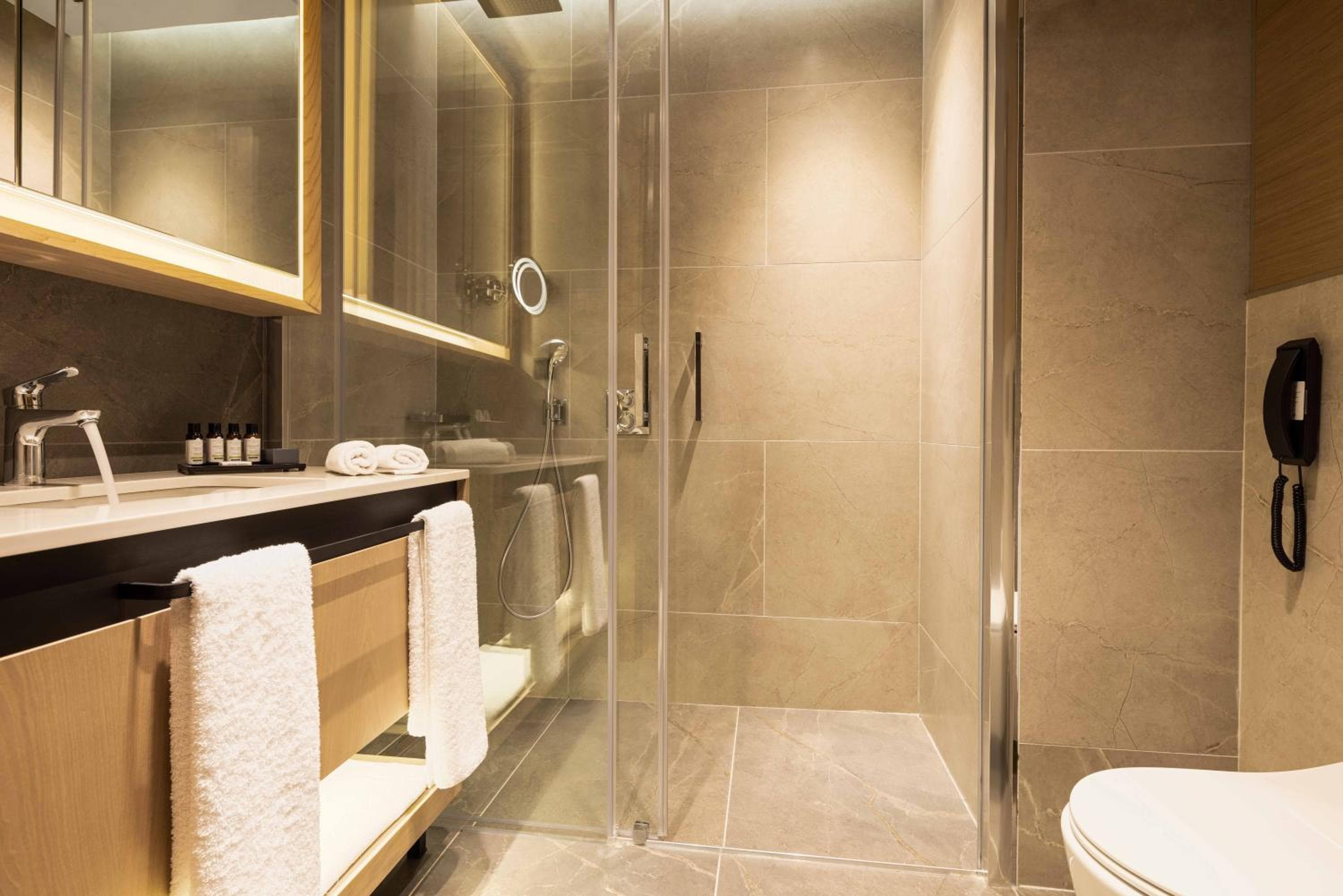Movenpick Living Istanbul Camlivadi — 12