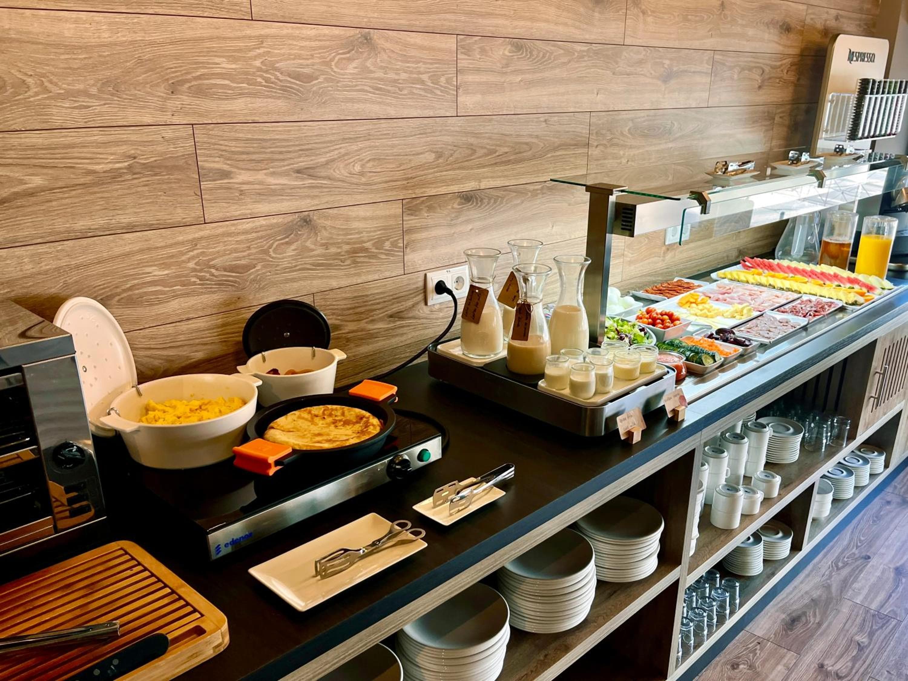 Hotel Acta Madfor — 10
