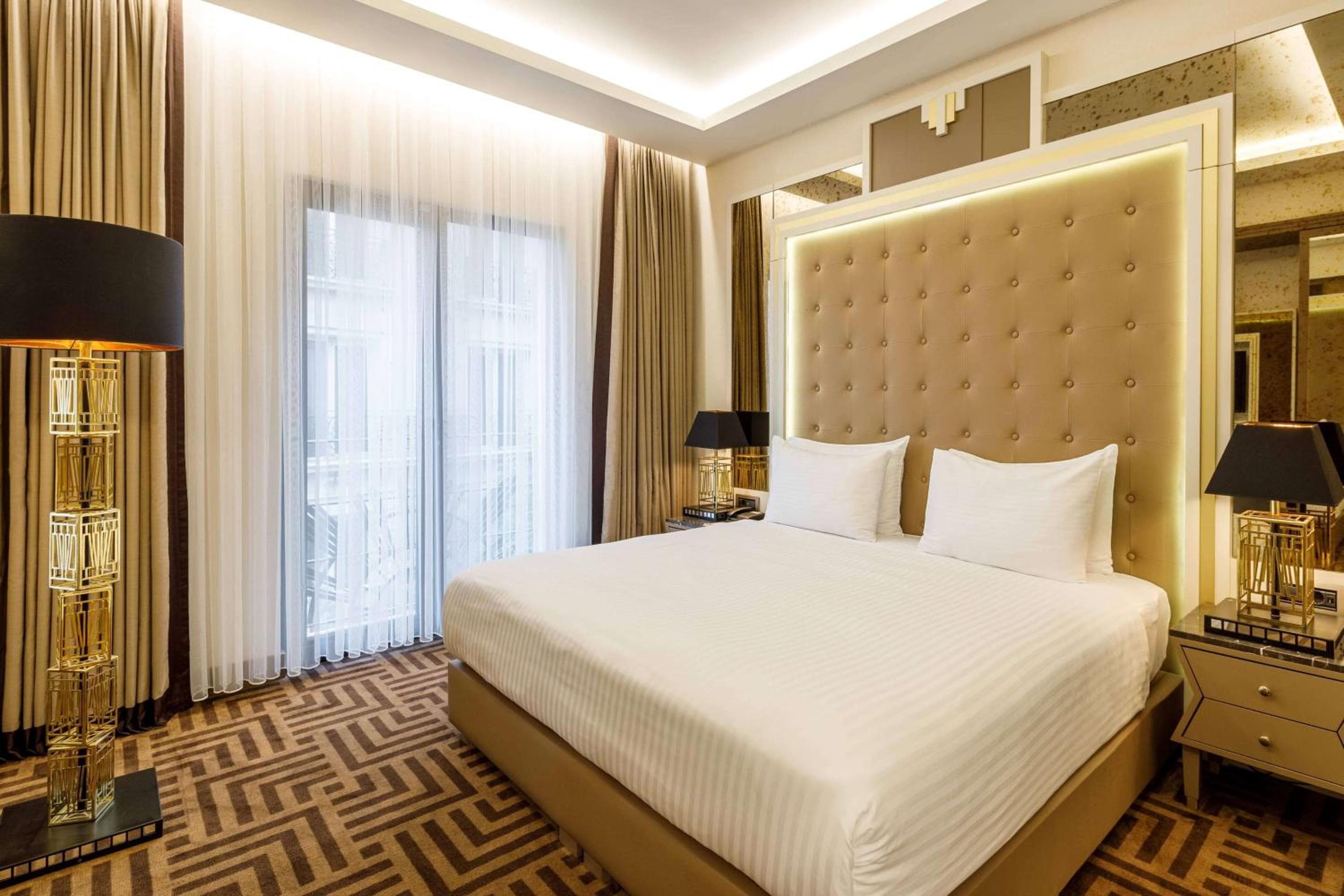 Ramada by Wyndham Istanbul Golden Horn — 21