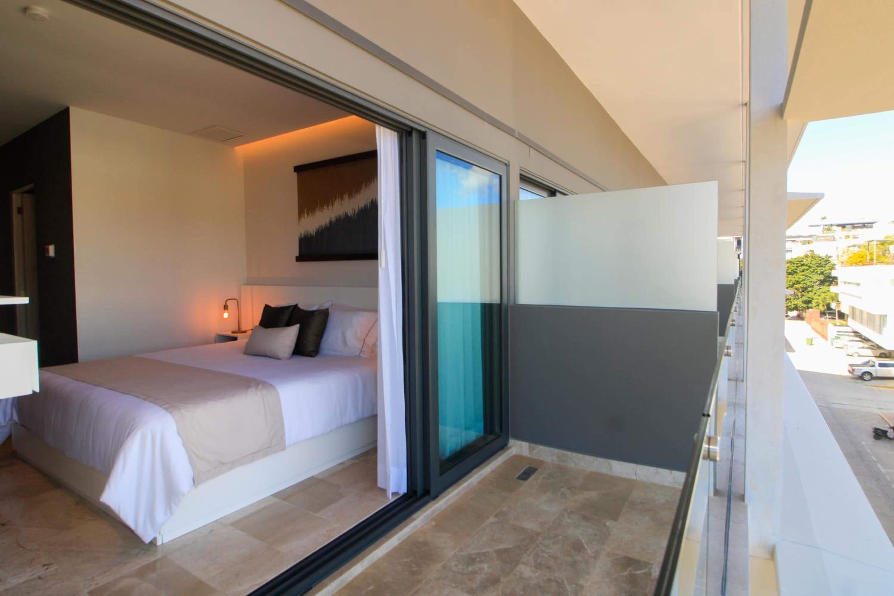 Singular Dream Vacation Rentals — 24