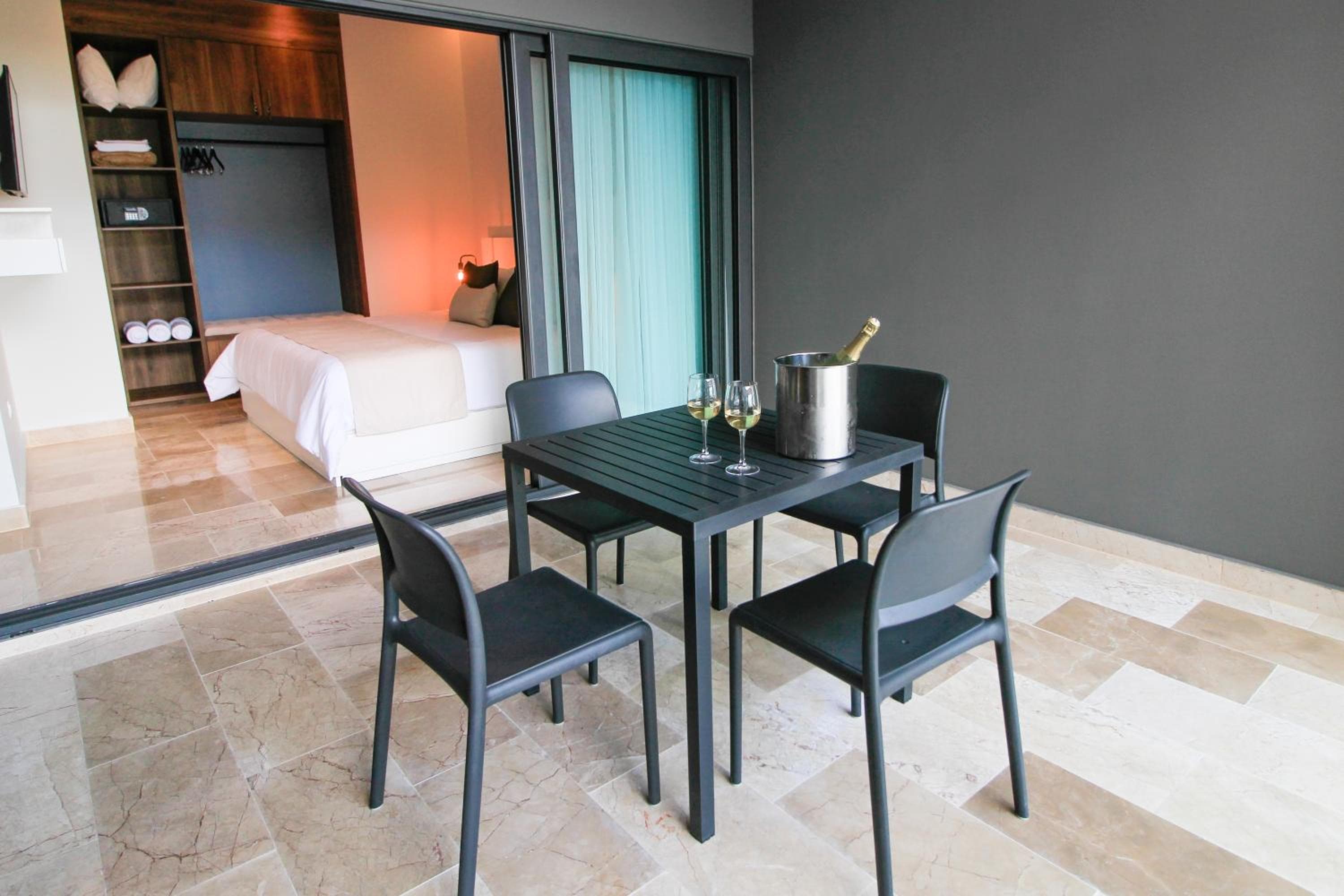 Singular Dream Vacation Rentals — 19