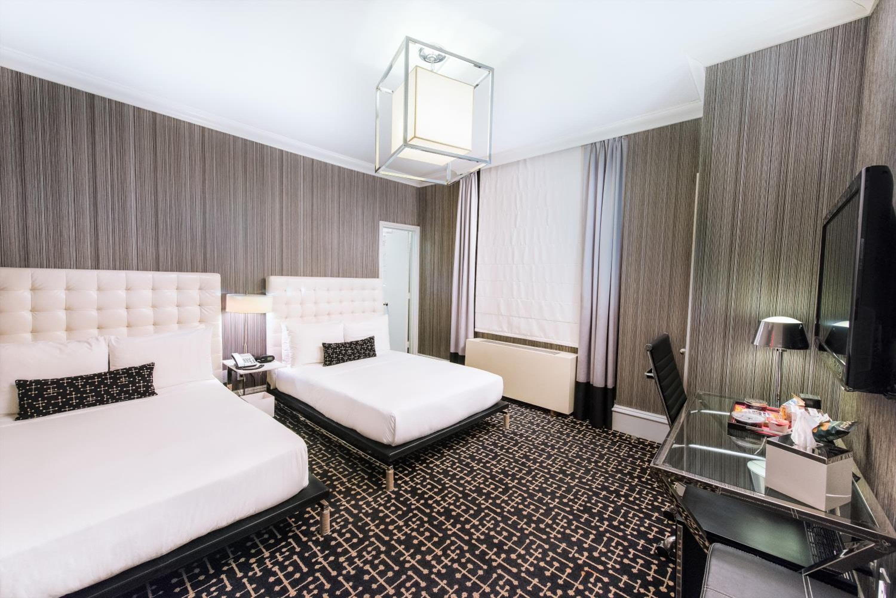 Moderne Hotel — 22