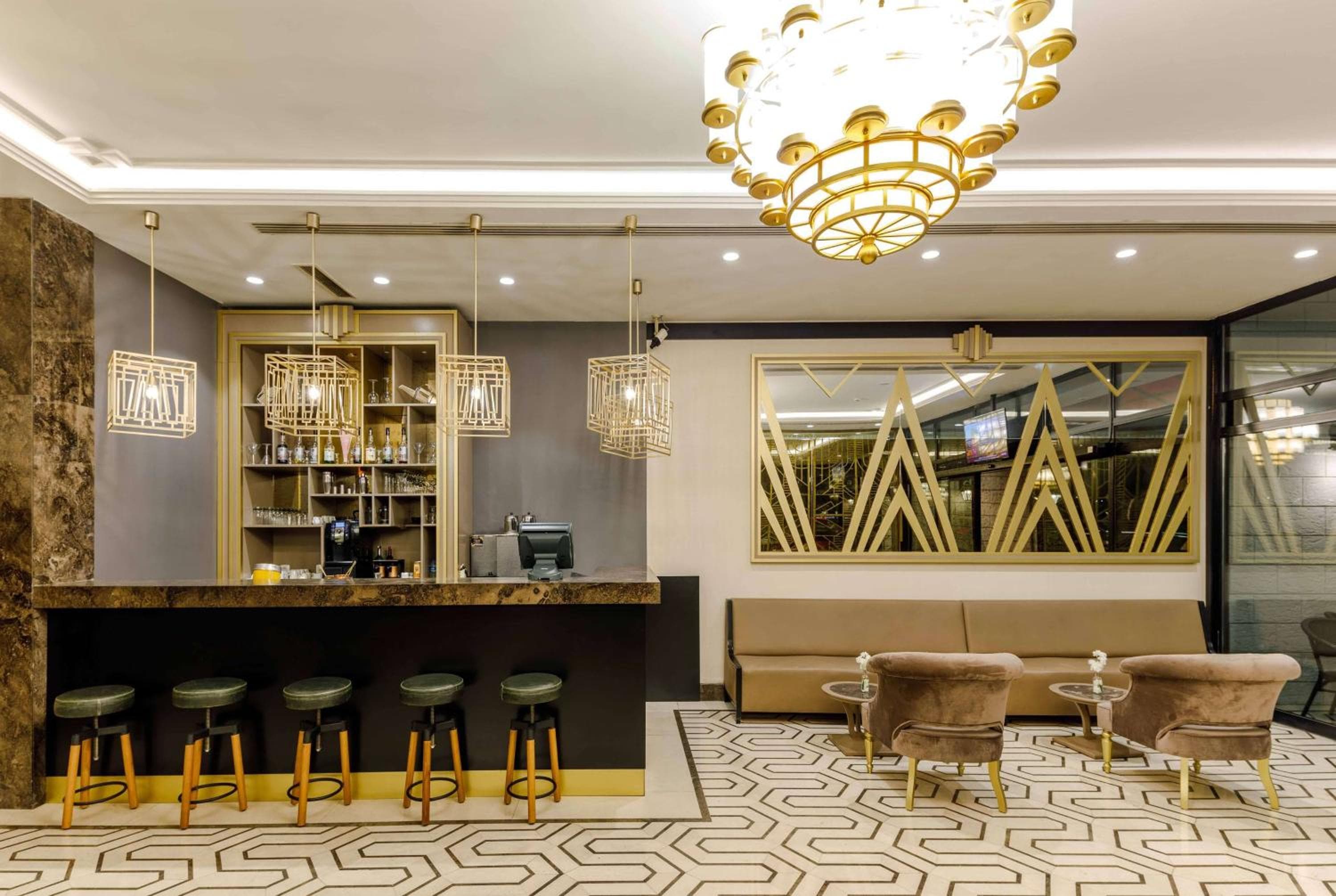 Ramada by Wyndham Istanbul Golden Horn — 5