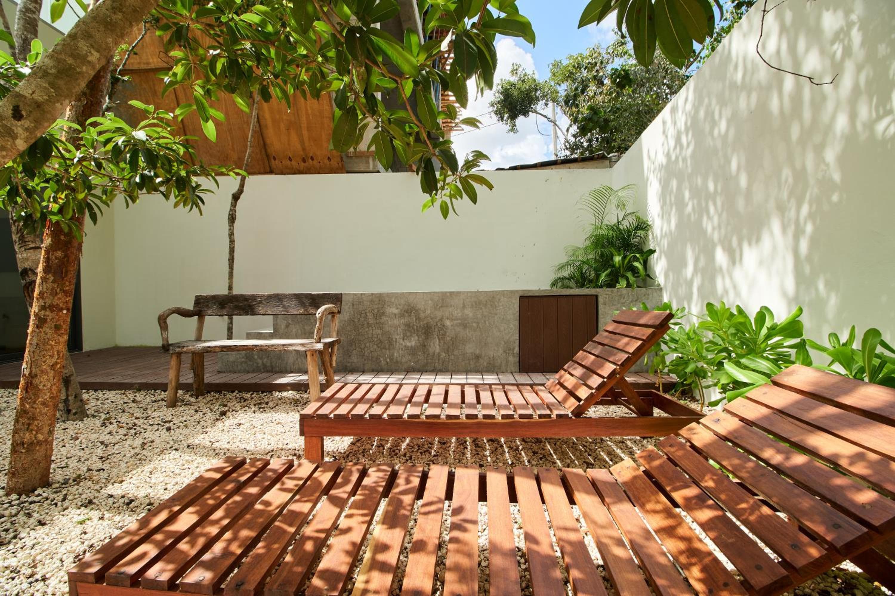 Luxury Villa with 2 Pools, Open Terraces and Sun Deck — 2