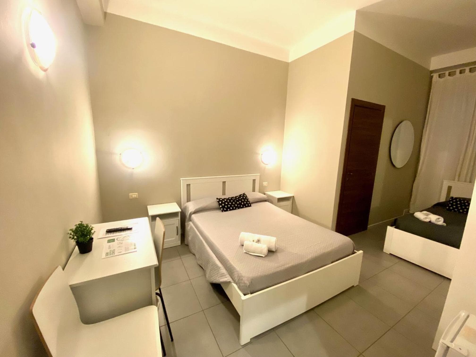 Golden Milano Hotel — 4