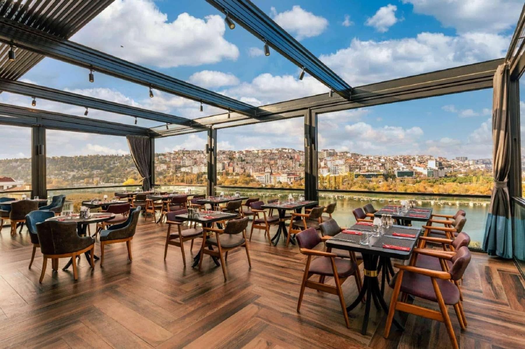 Ramada by Wyndham Istanbul Golden Horn — 13