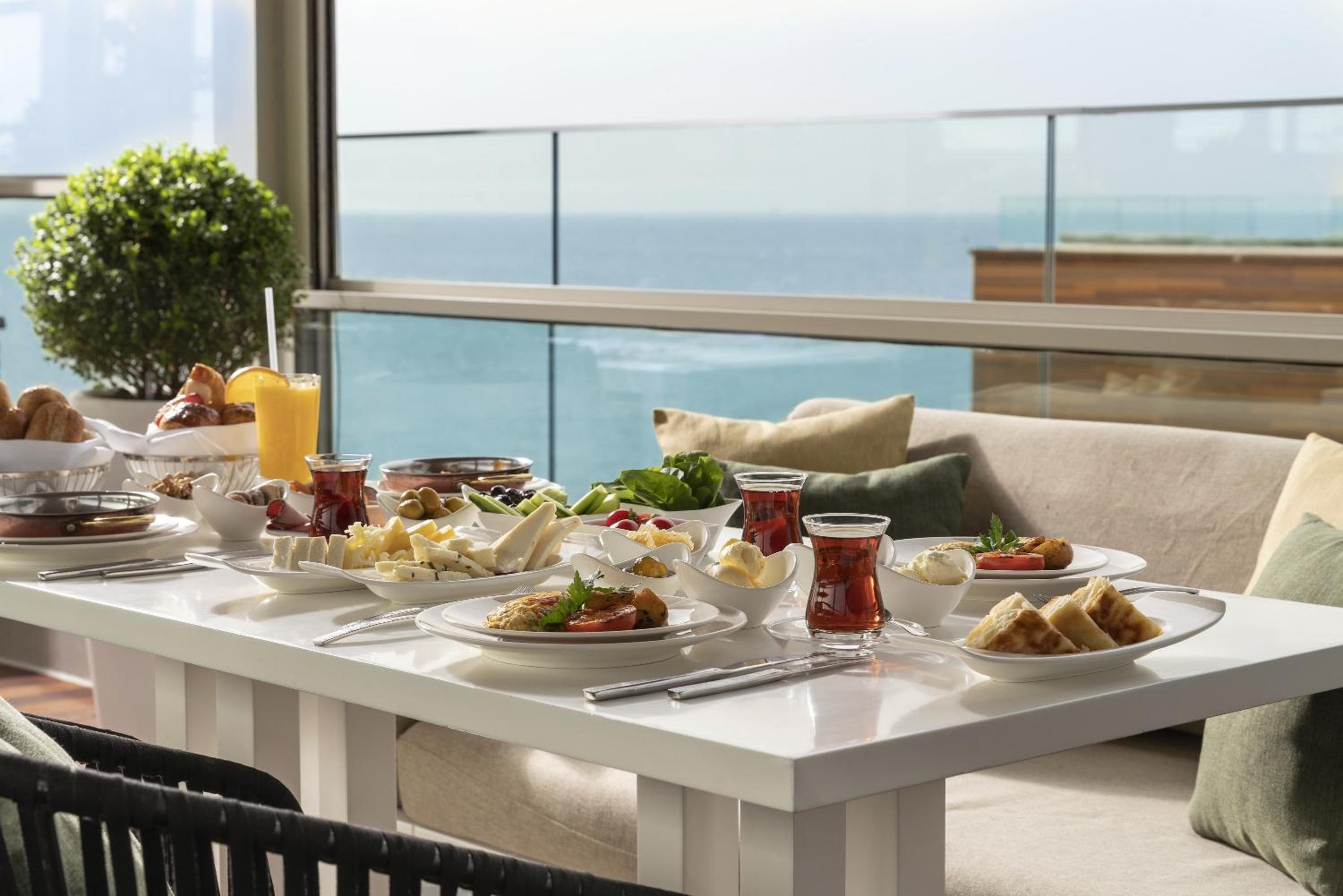 Crowne Plaza Florya Istanbul by IHG hotel, Senlikkoy Mah. Yesilkoy Halkali Cad. No:95, Istanbul, Turkey — photo 141