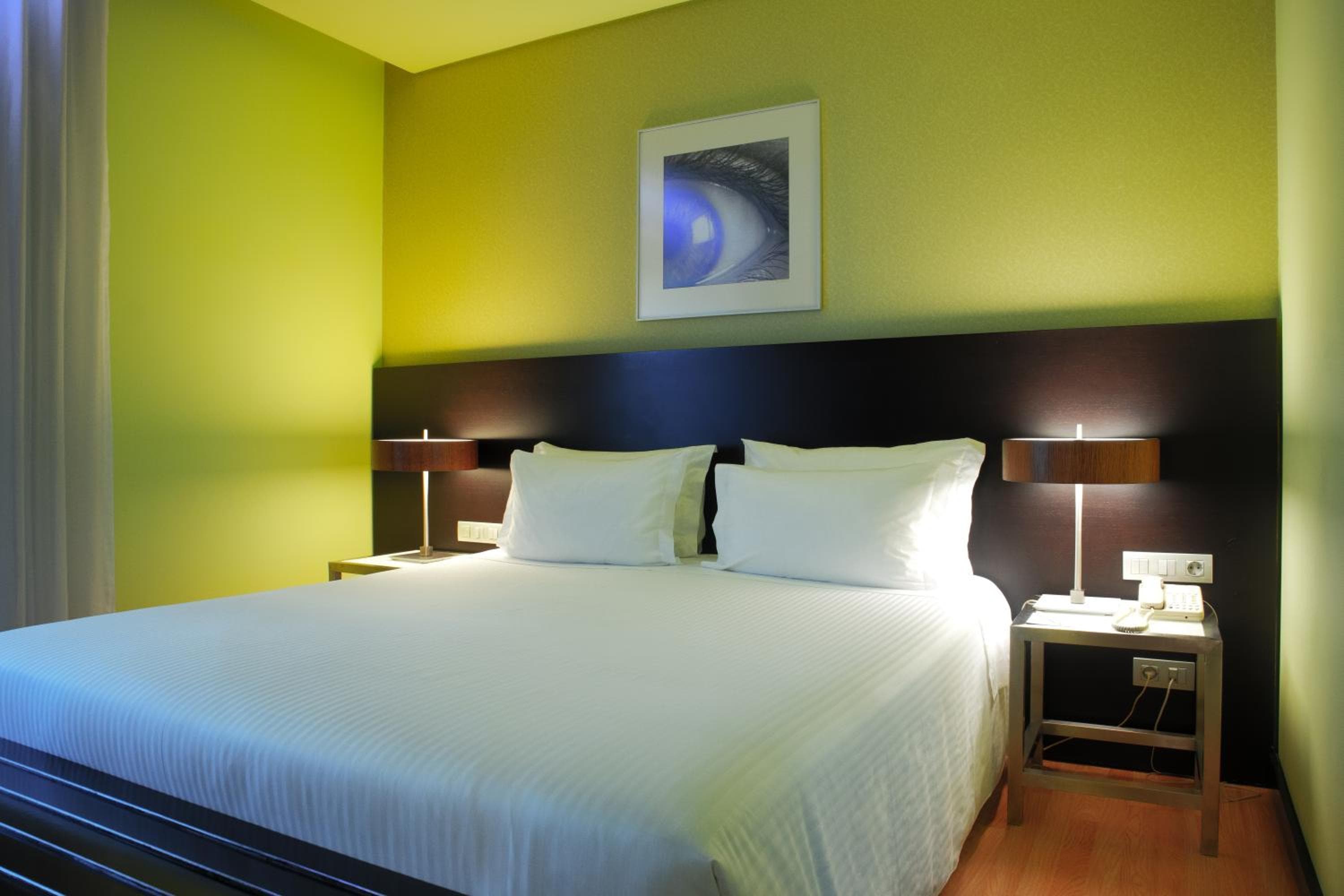 LÌ Capitol Hotel — 30