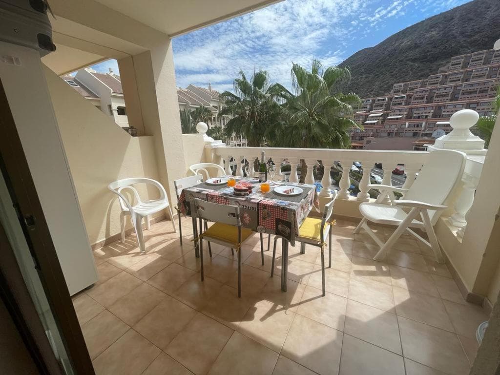 DORY HOUSE LOS CRISTIANOS — 2