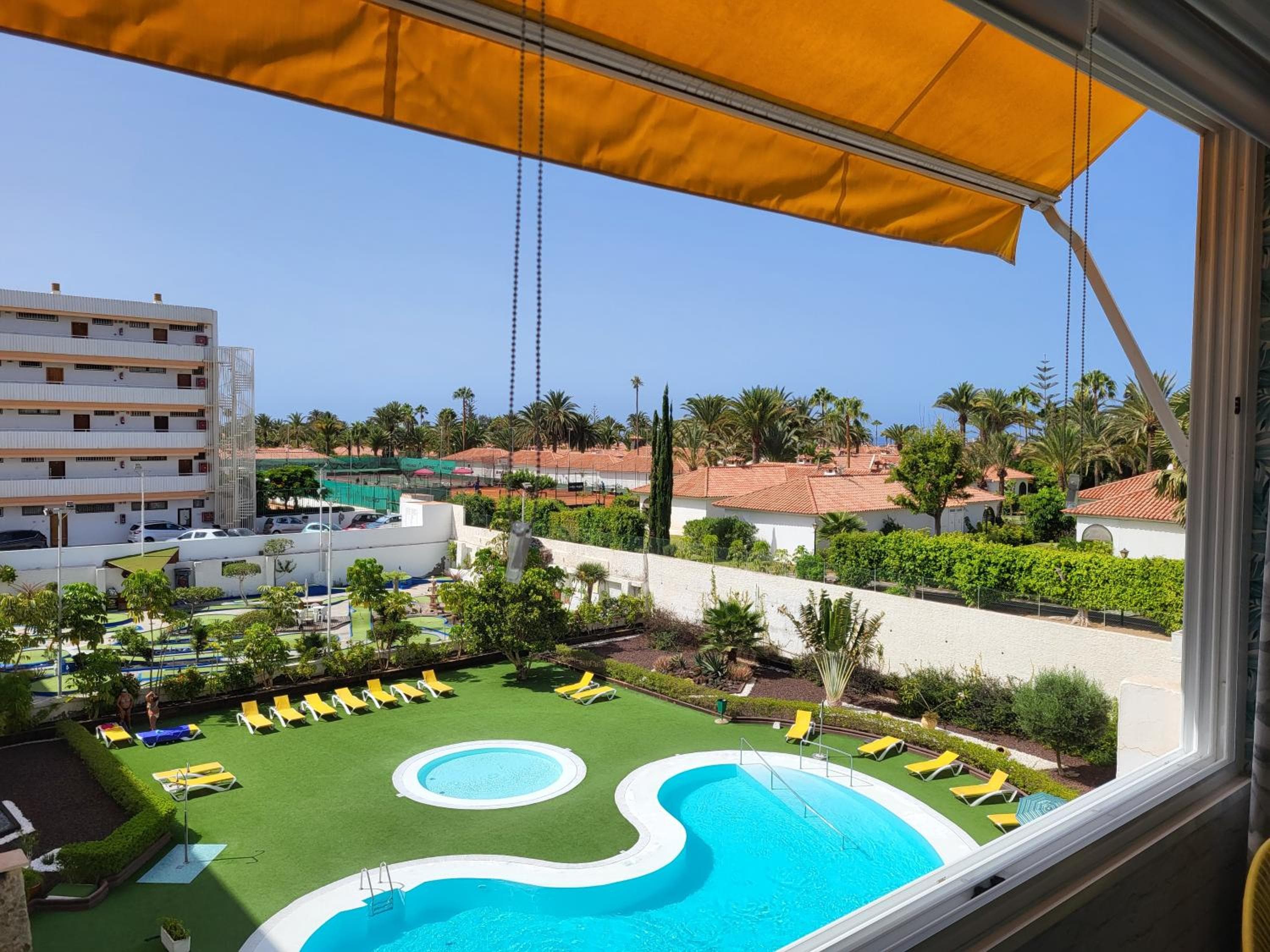 Taidia Tropical — 4