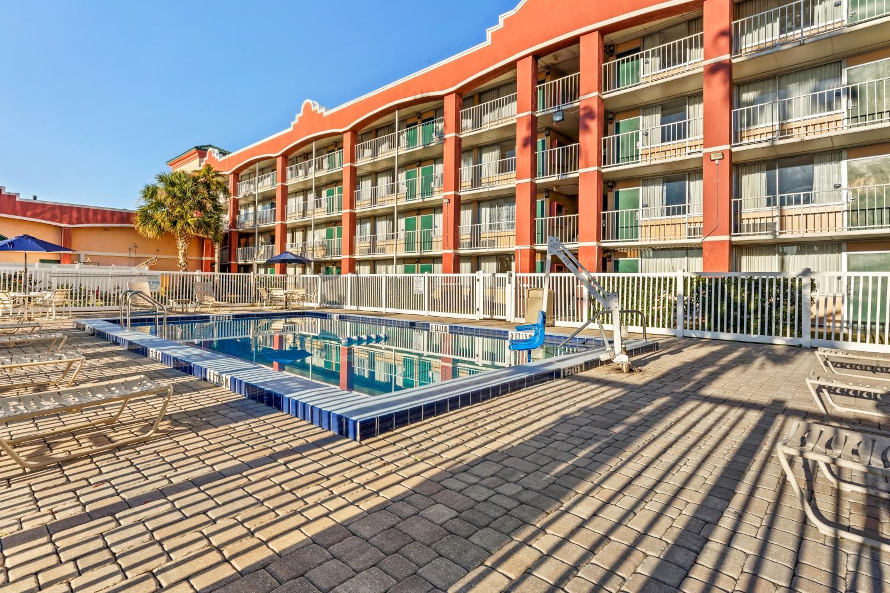 Desarrollador Inn Downtown Orlando, un Baymont by Wyndham — 5