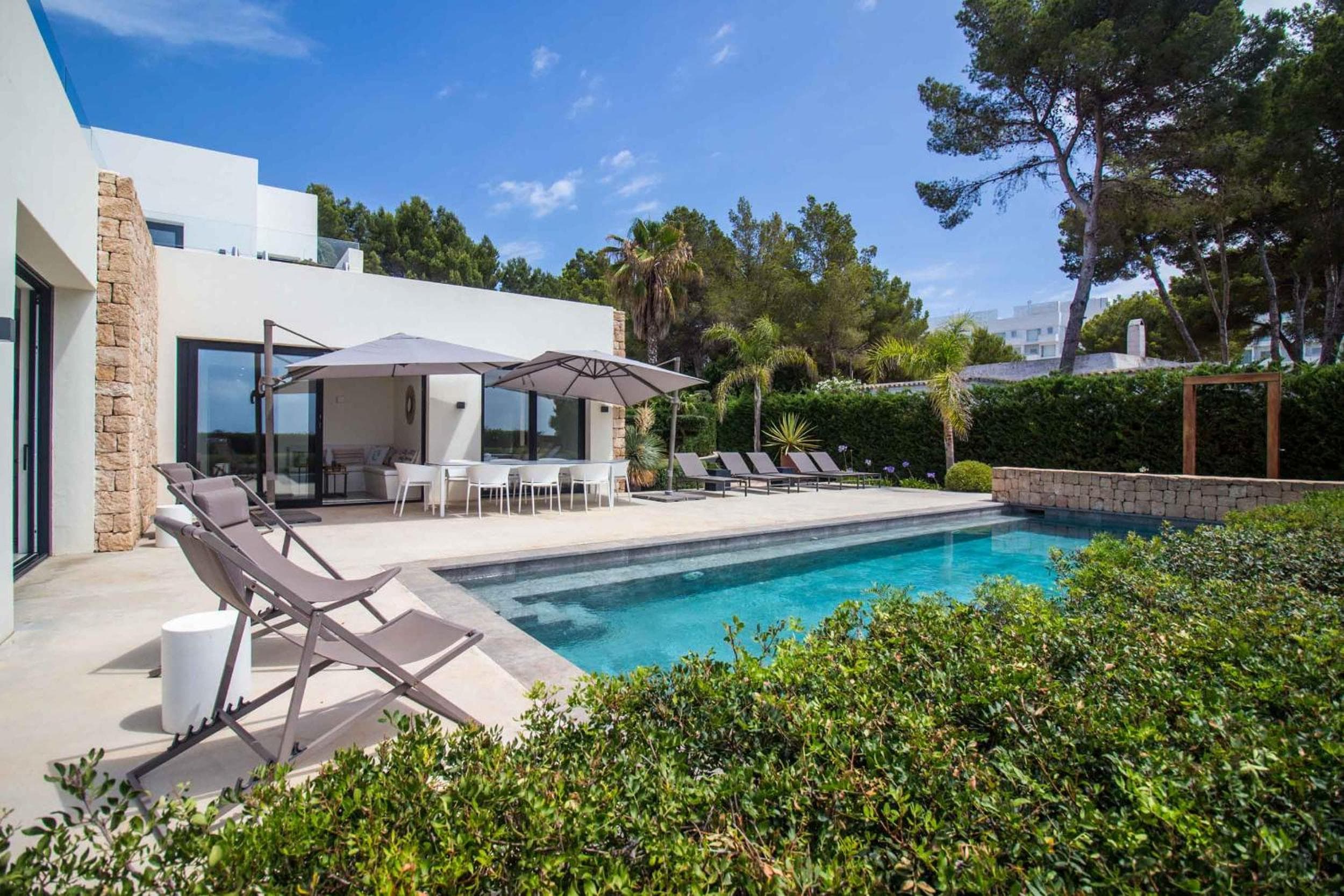 Villa Algarrobos — 1
