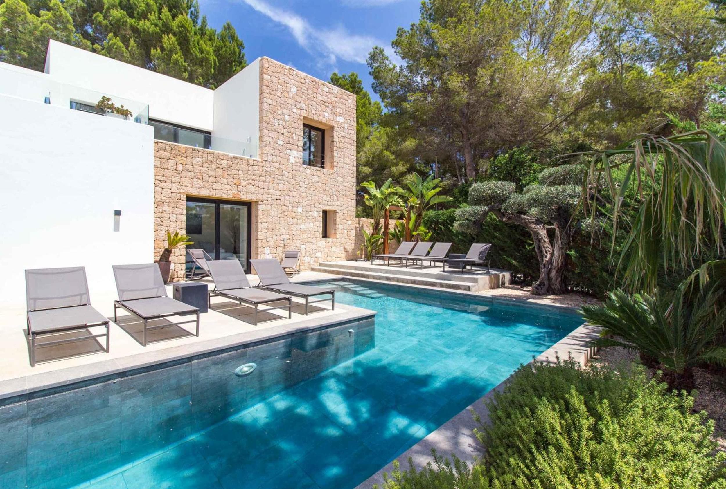 Villa Higueras — 1