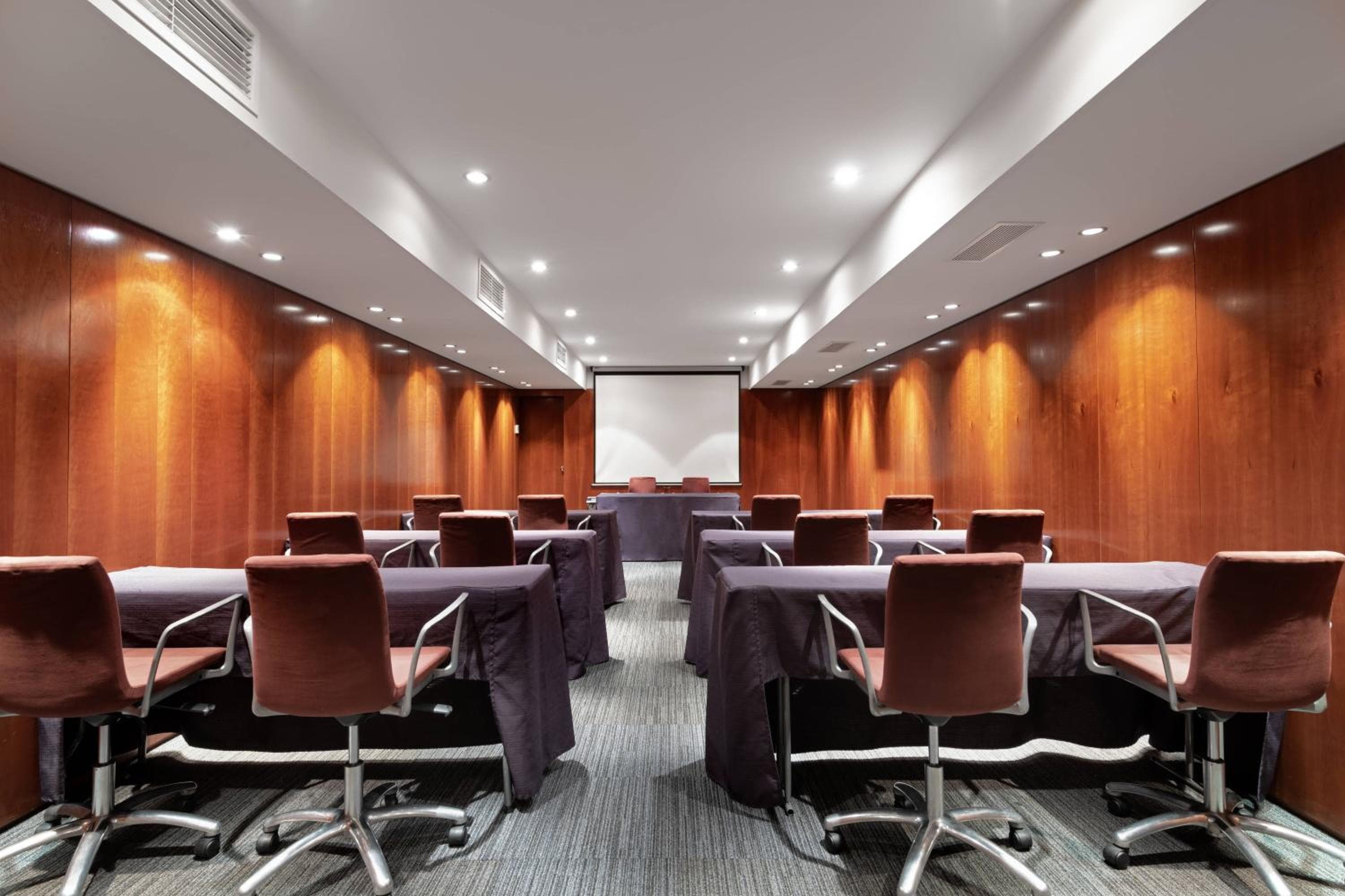AC Hotel Málaga Palacio by Marriott — 13