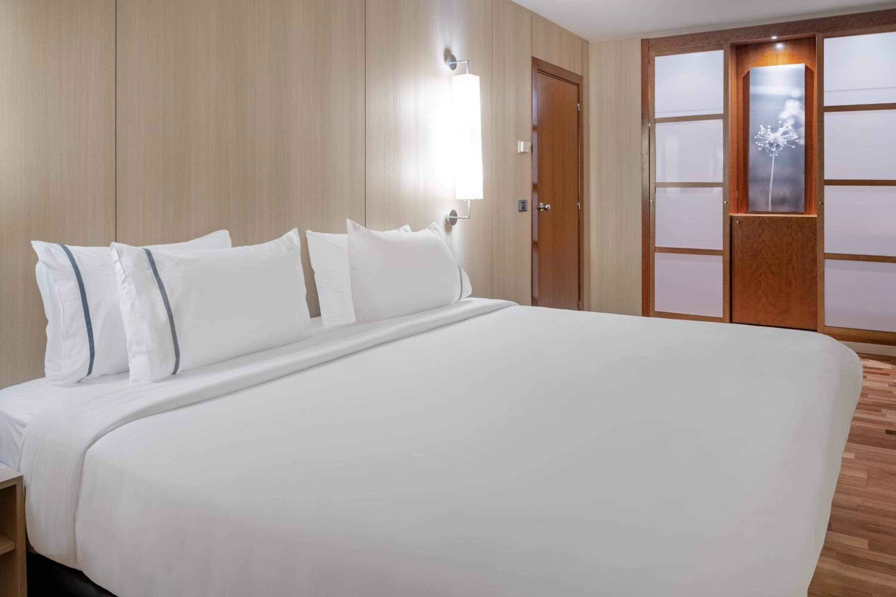 AC Hotel Málaga Palacio by Marriott — 13