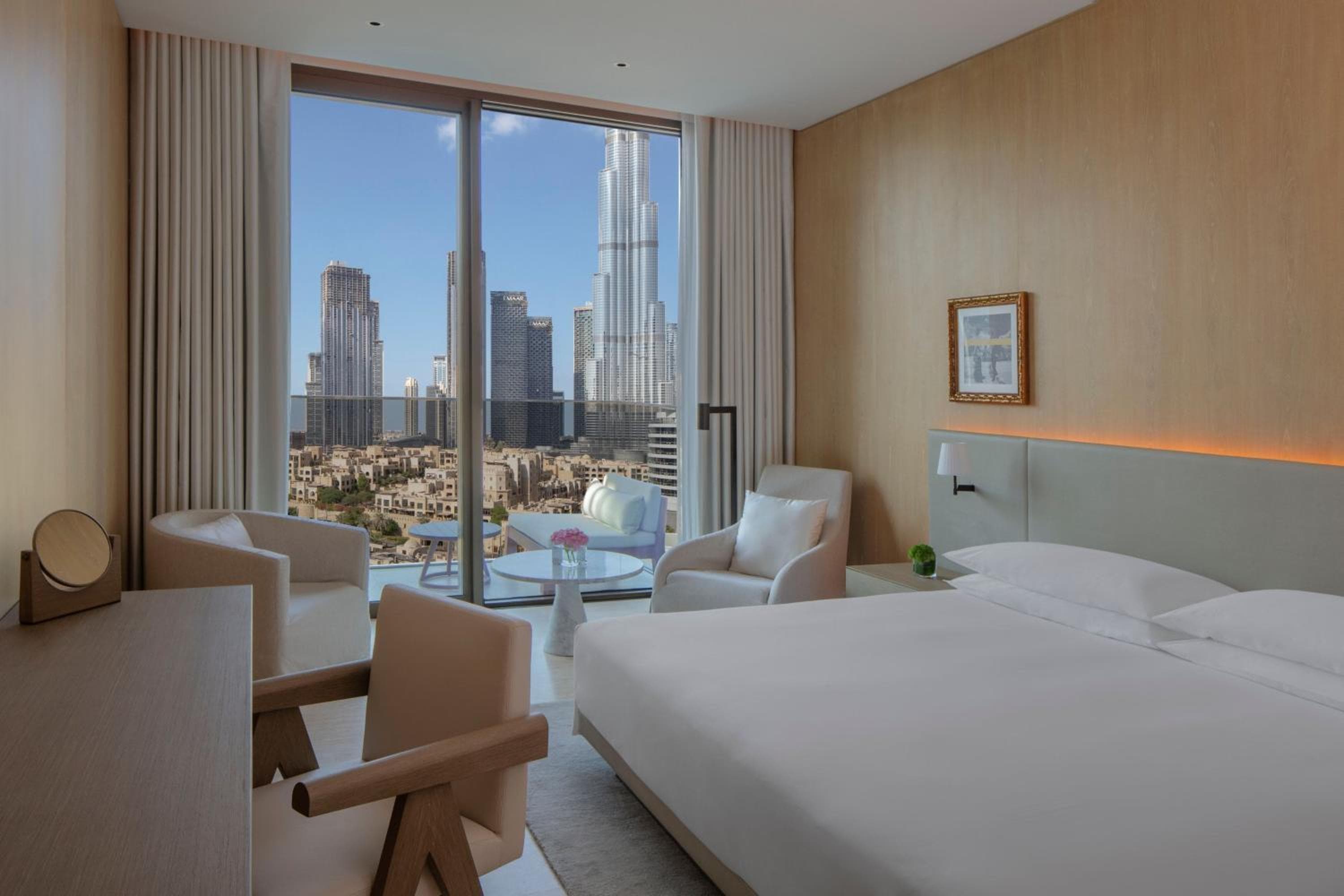The Dubai EDITION — 16