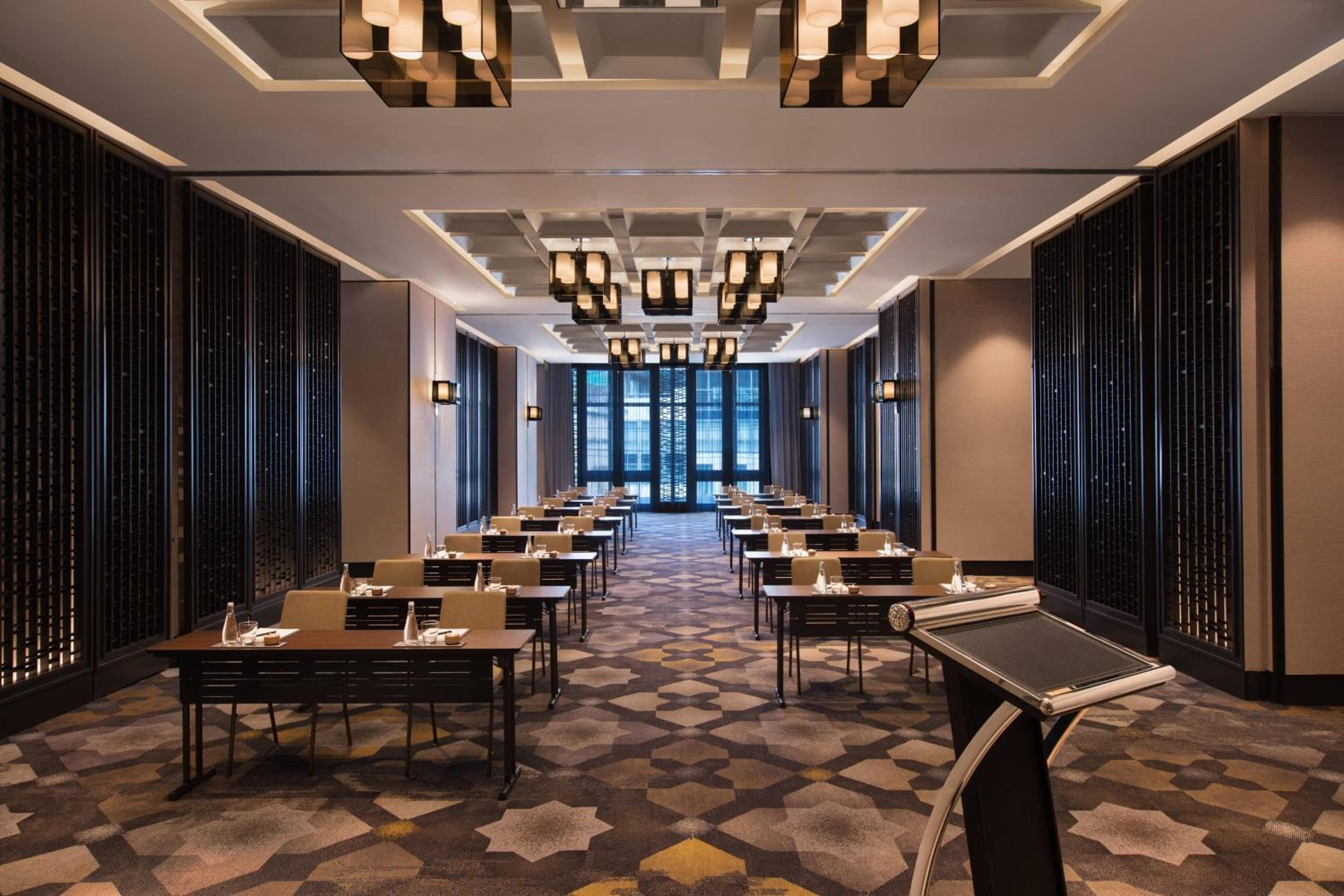 Bangkok Marriott Hotel The Surawongse — 9