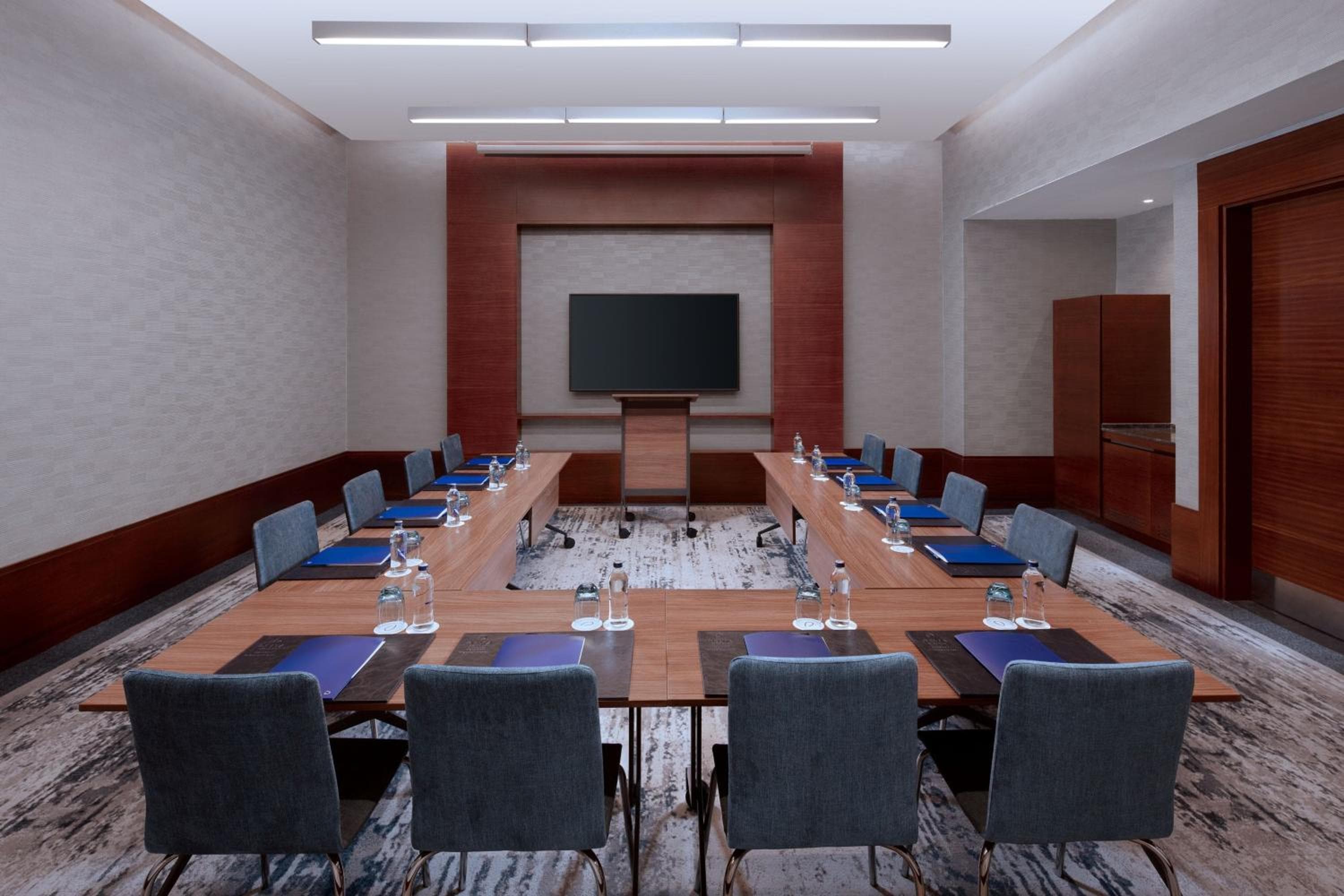 Delta Hotels by Marriott Istanbul Levent — 27