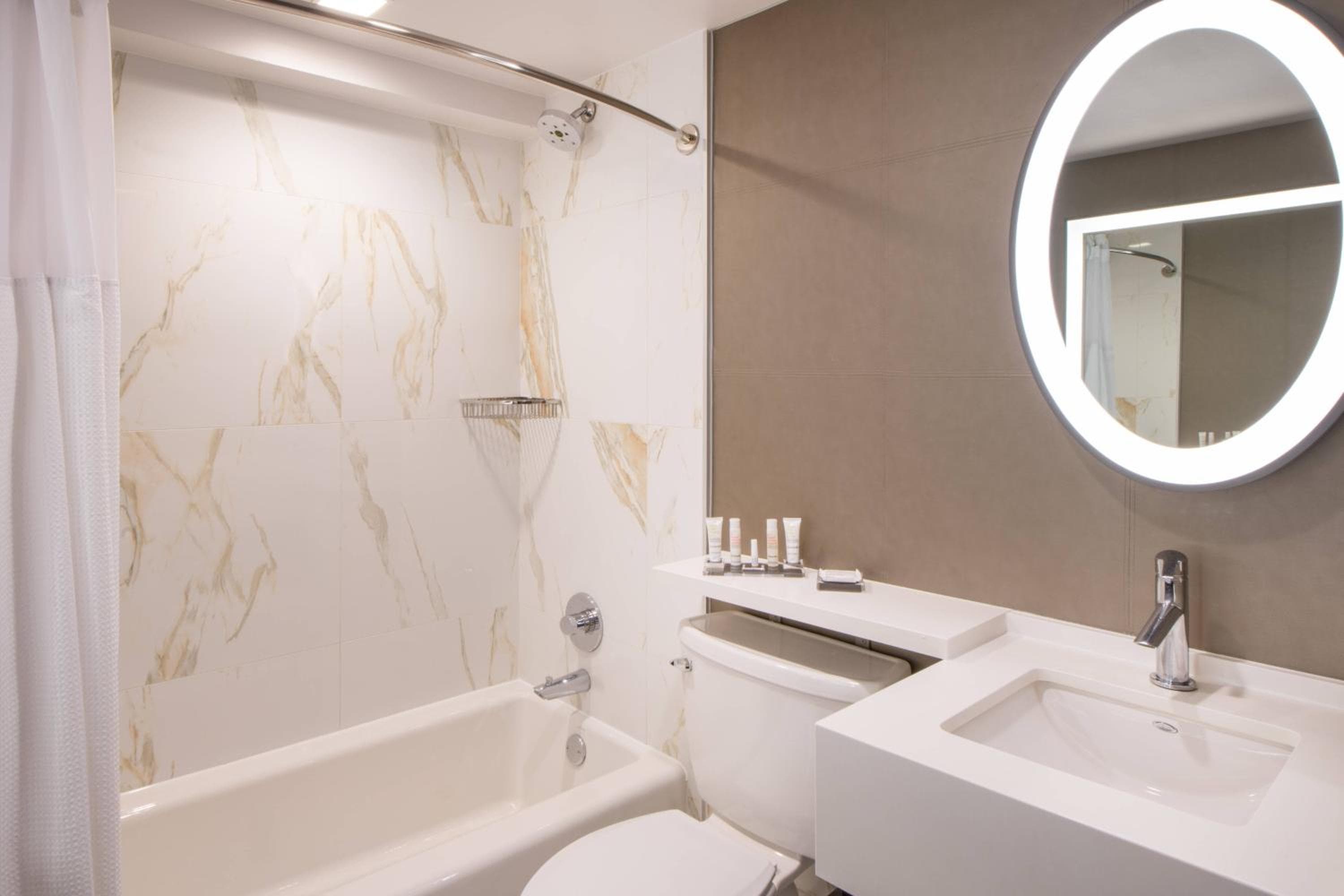 Beverly Hills Marriott — 4