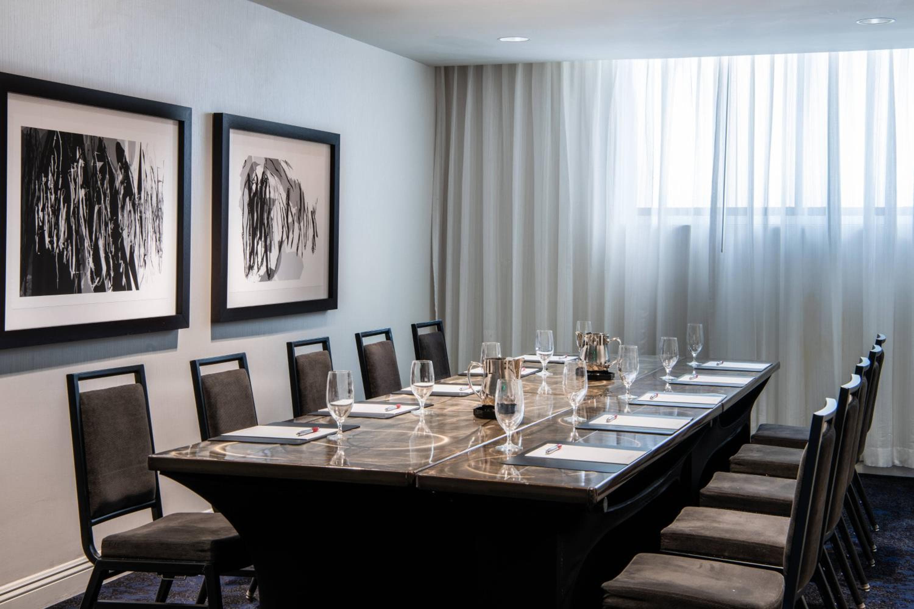Beverly Hills Marriott — 13
