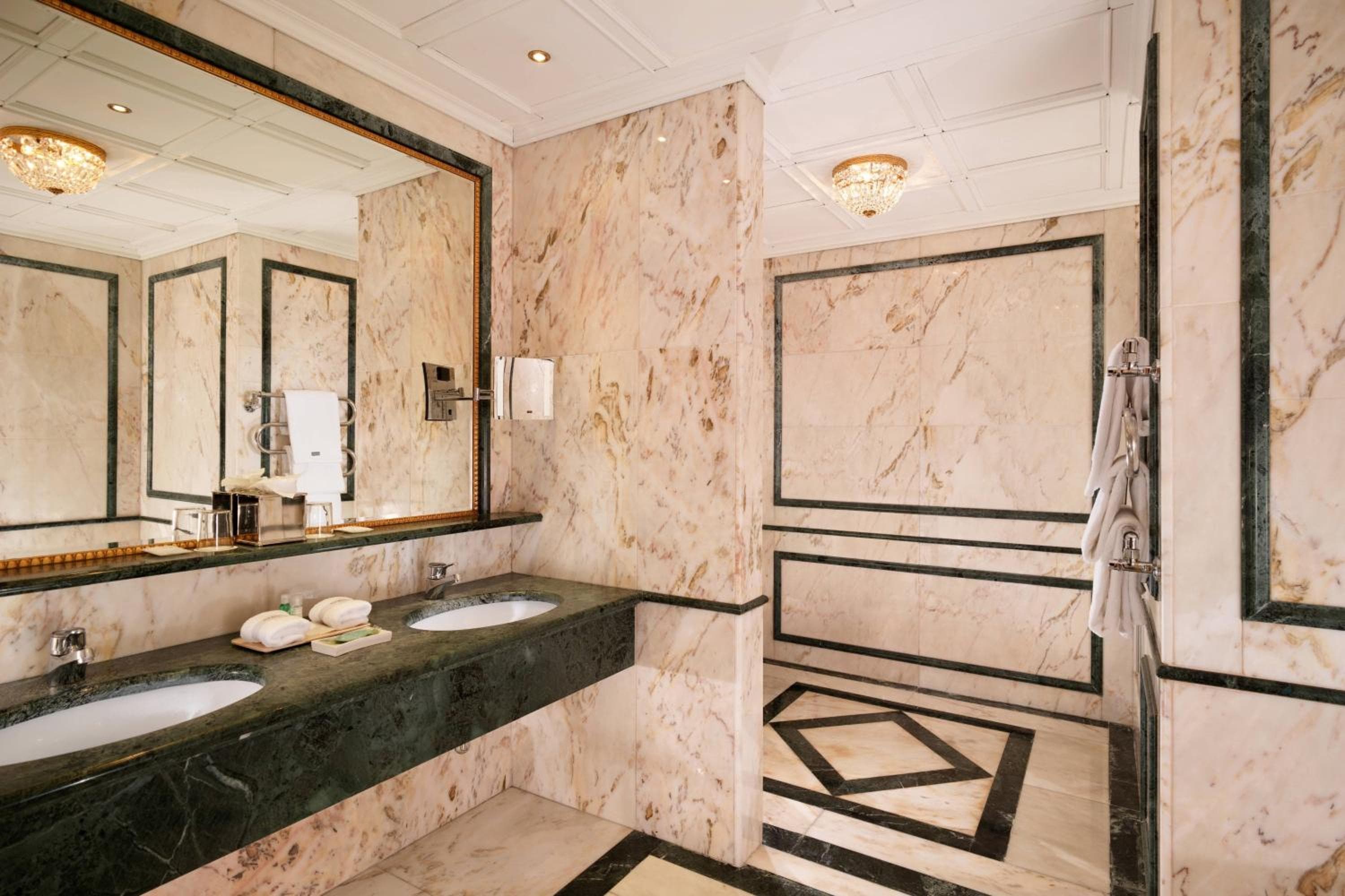 Das Westin Palace, Mailand — 28