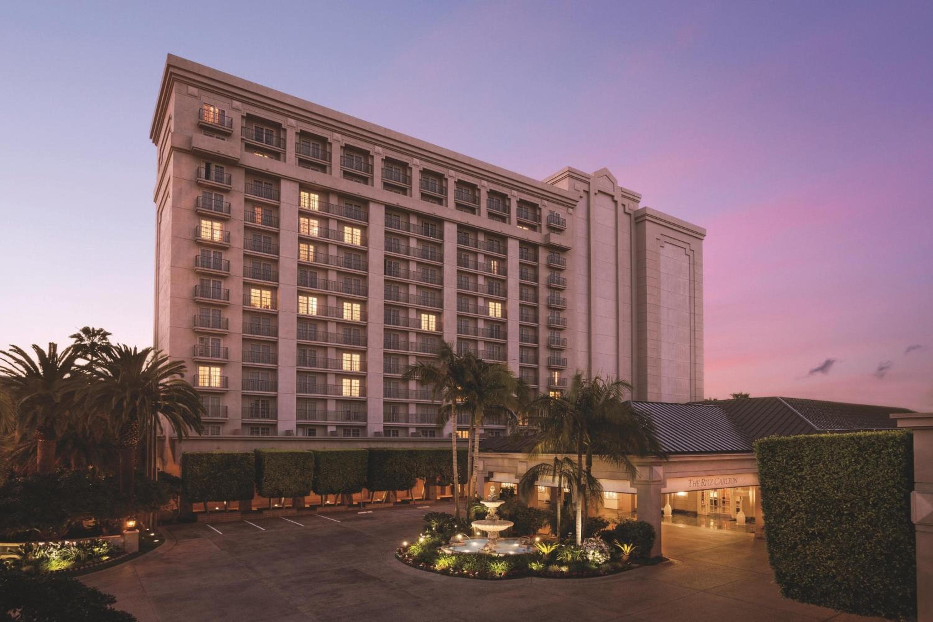 Il Ritz-Carlton, Marina del Rey — 9