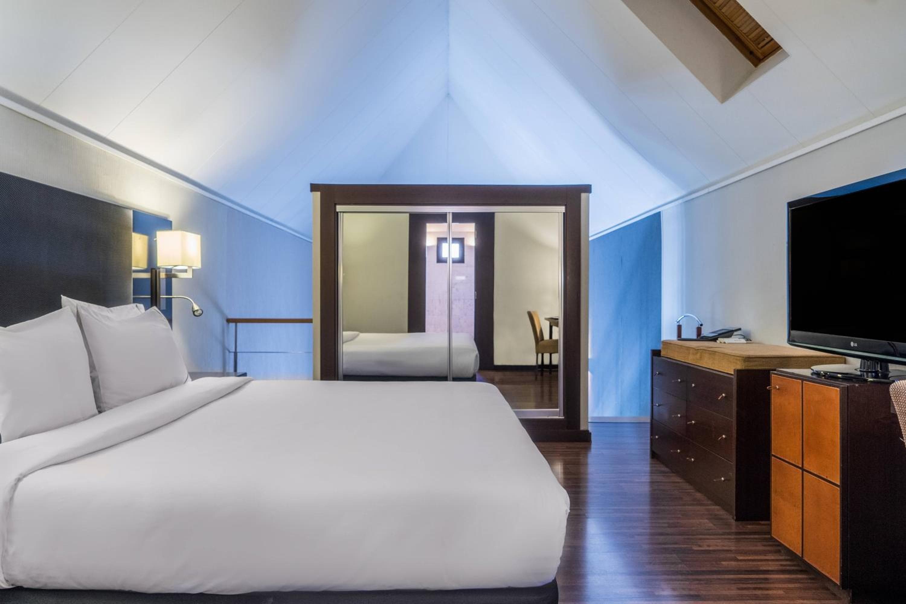 AC Hotel Ciudad de Sevilla by Marriott — 20