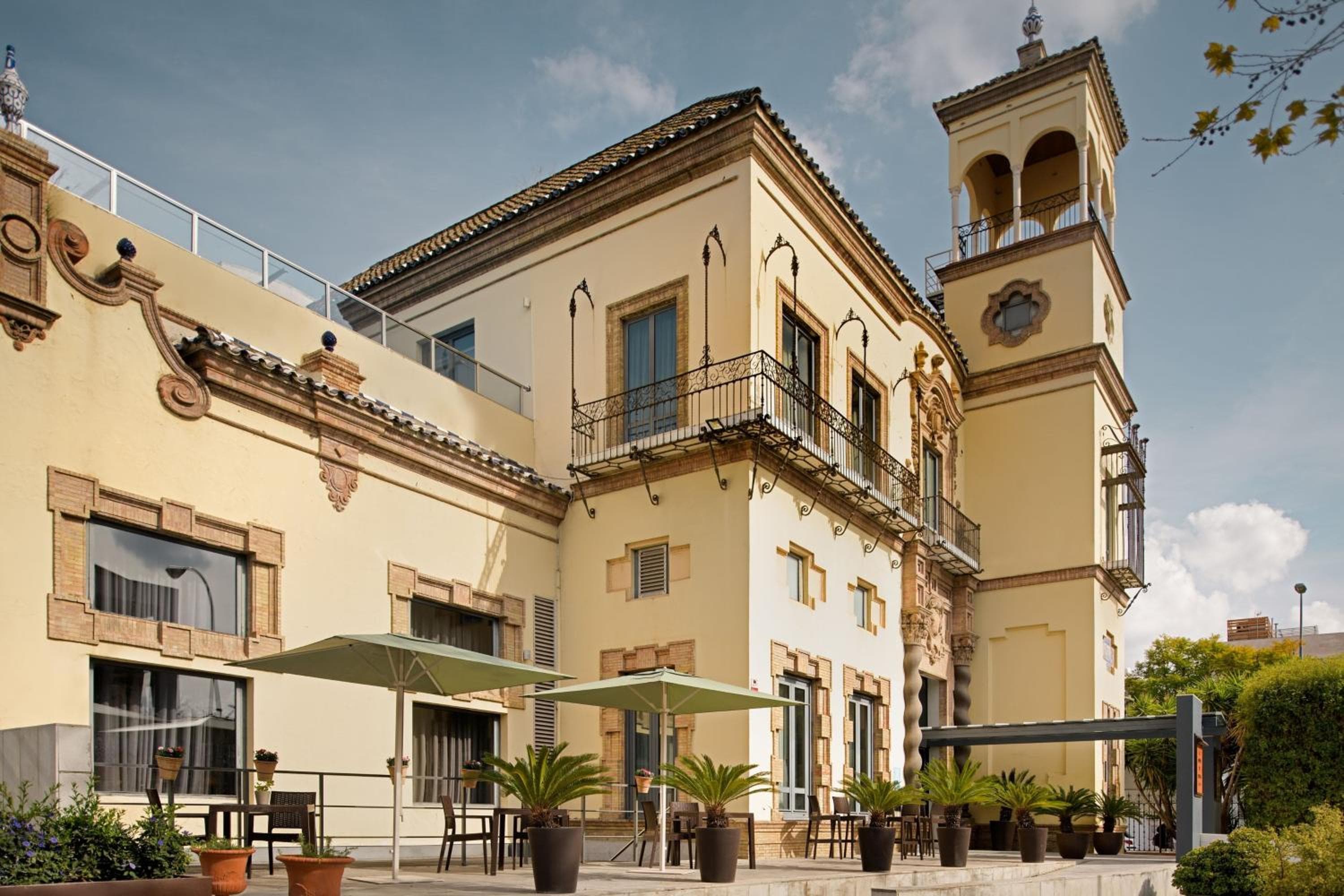 AC Hotel Ciudad de Sevilla by Marriott — 2