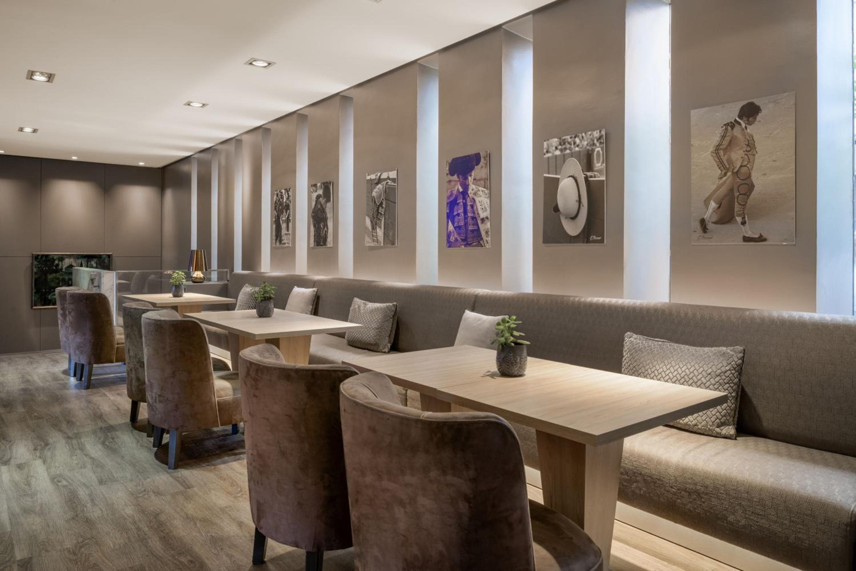 AC Hotel Ciudad de Sevilla by Marriott — 17